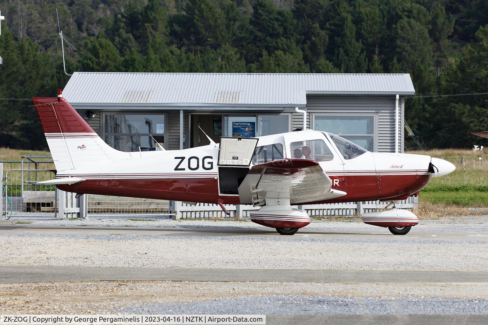 ZK-ZOG, 1985 Piper PA-28-181 Archer II C/N 28-8690010, The smallest aircraft in Golden Bay Air's fleet.