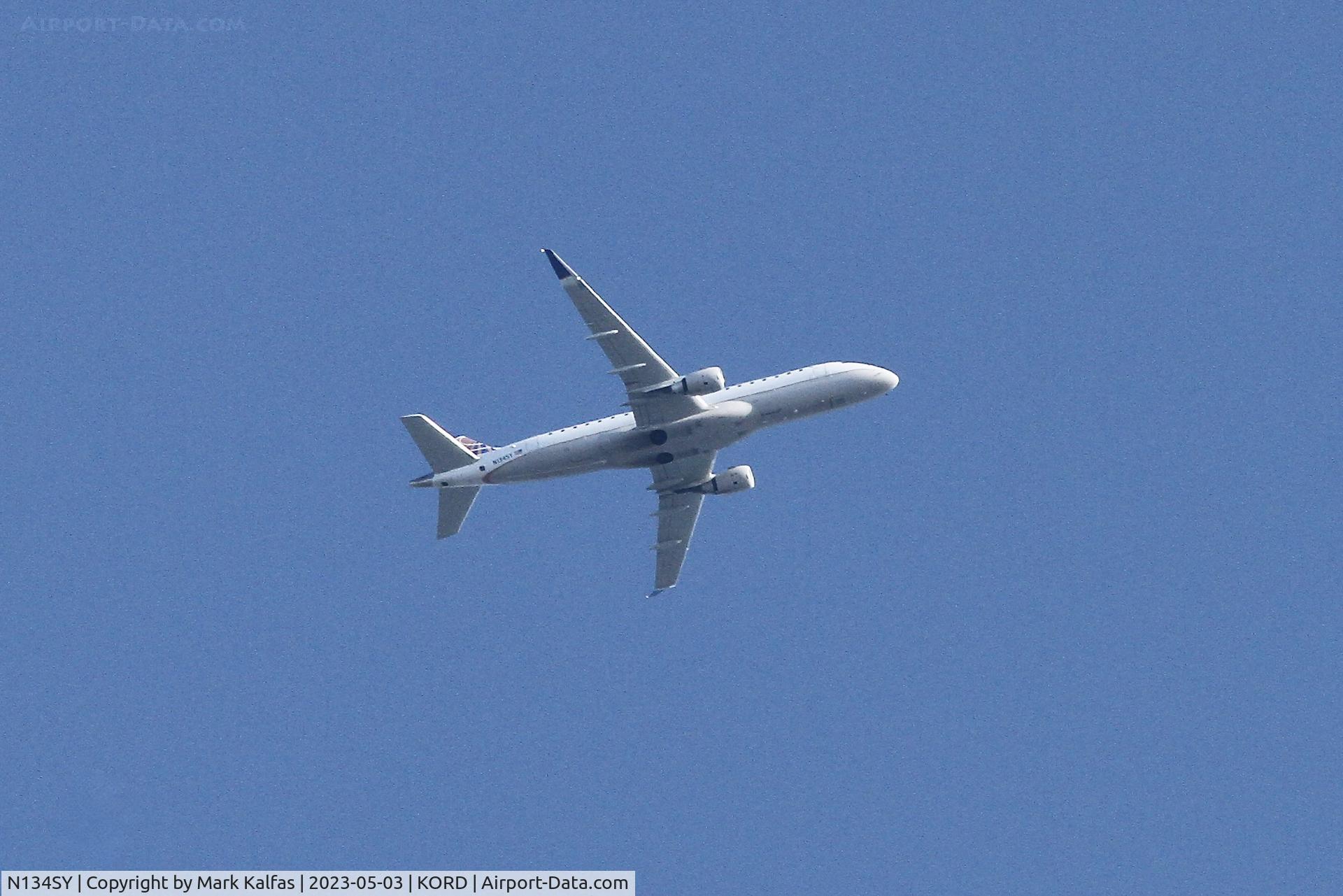N134SY, 2015 Embraer 175LR (ERJ-170-200LR) C/N 17000458, United Express/Skywest Embraer 175LR, N134SY arriving at ORD from UNV.