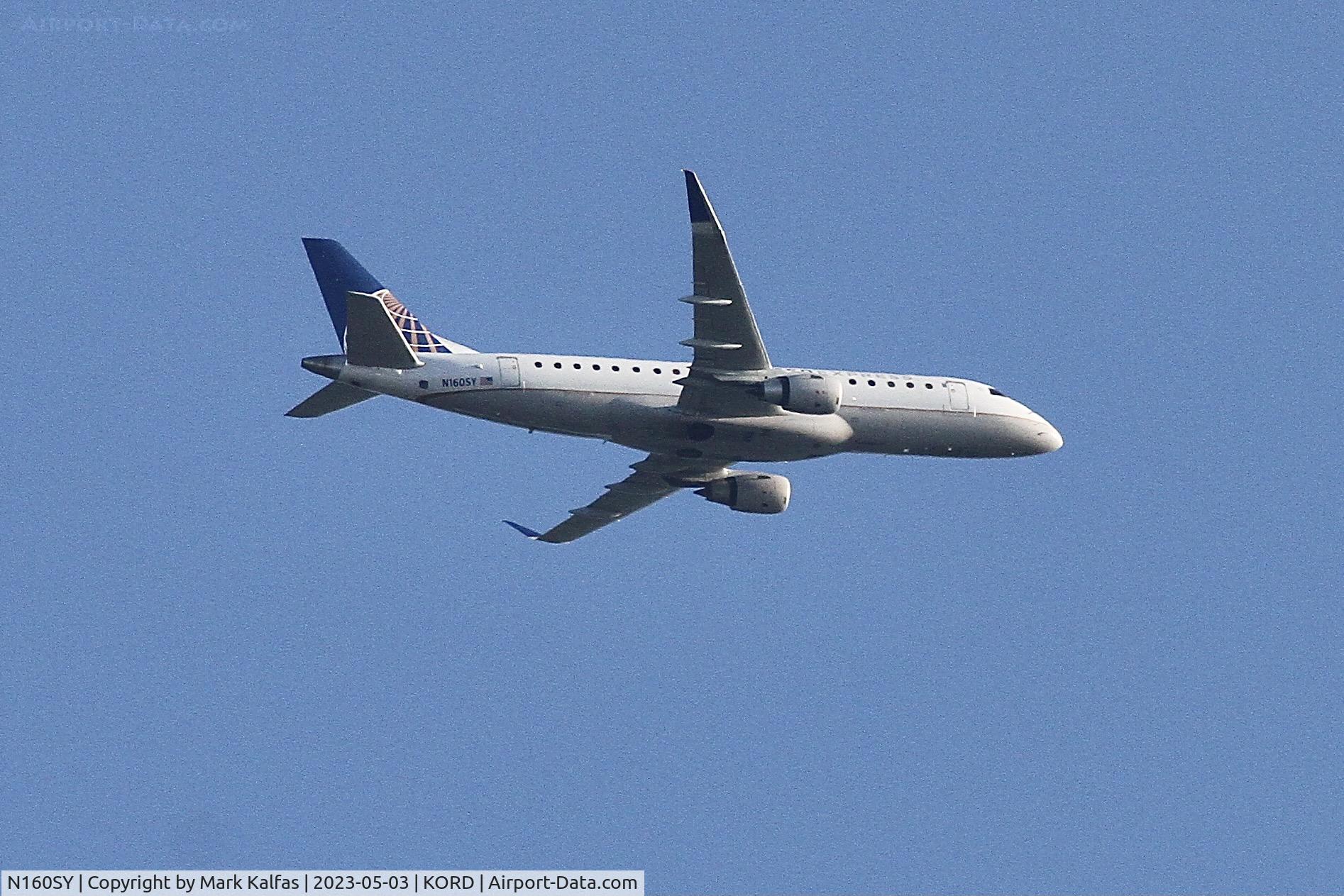 N160SY, 2016 Embraer ERJ-170-200LR C/N 17000568, United Express/Skywest Airlines Embraer ERJ-170-200LR, N160SY arriving at ORD from CHS