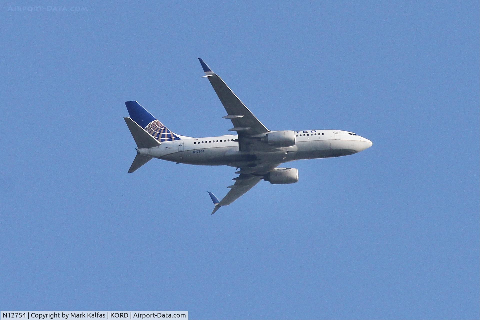 N12754, 2002 Boeing 737-7V3 C/N 30464, United Airlines Boeing 737-7V3, N12754 arriving at ORD  from IND