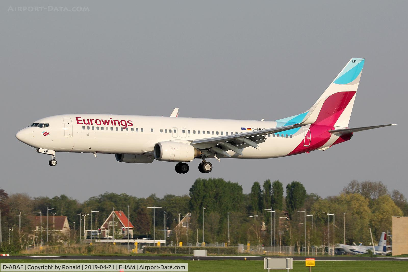 D-ABAF, 2001 Boeing 737-86J C/N 30878, at spl