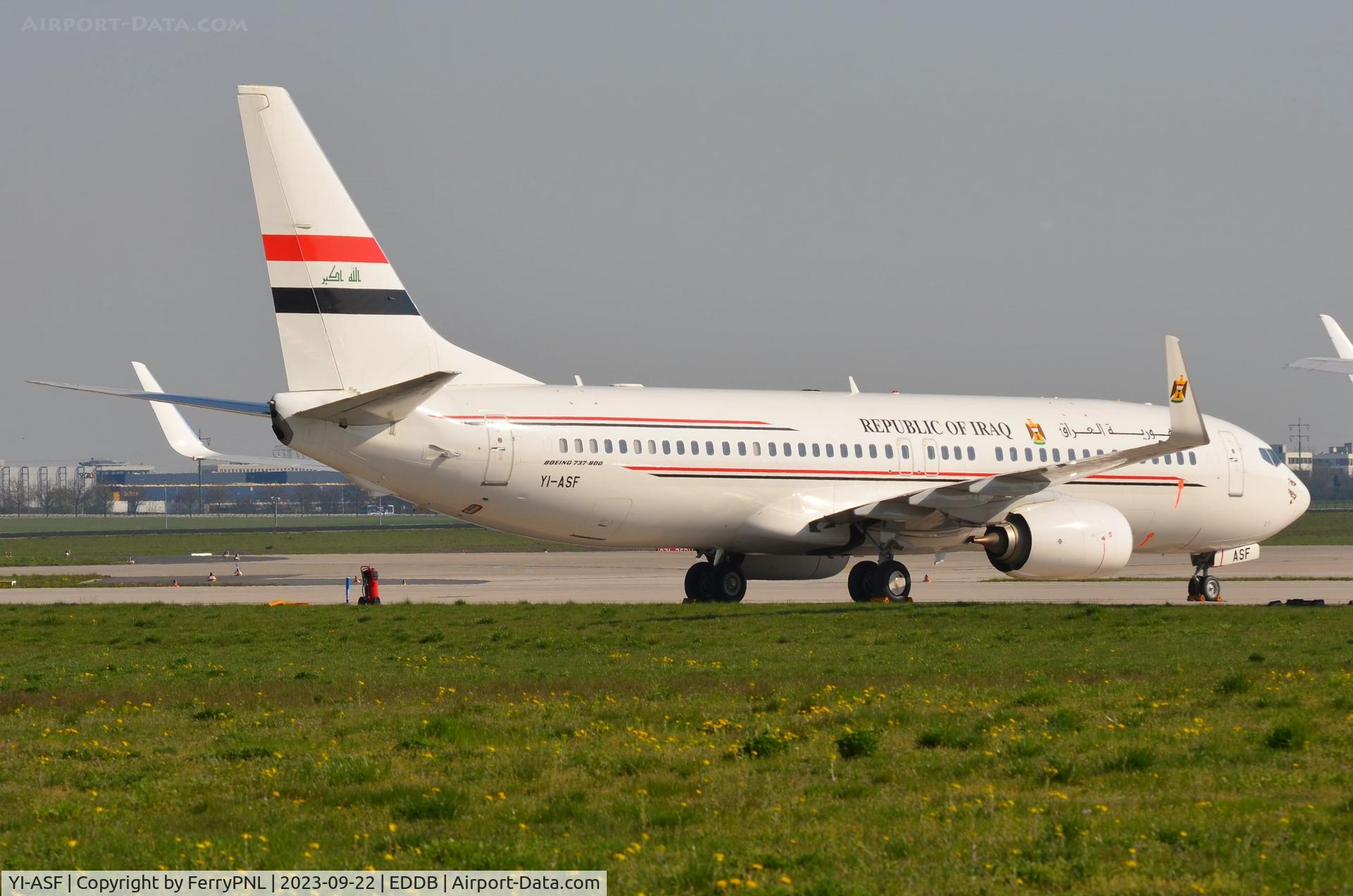 YI-ASF, 2013 Boeing 737-81Z C/N 40105, Republic of Iraq B738 parked in BER