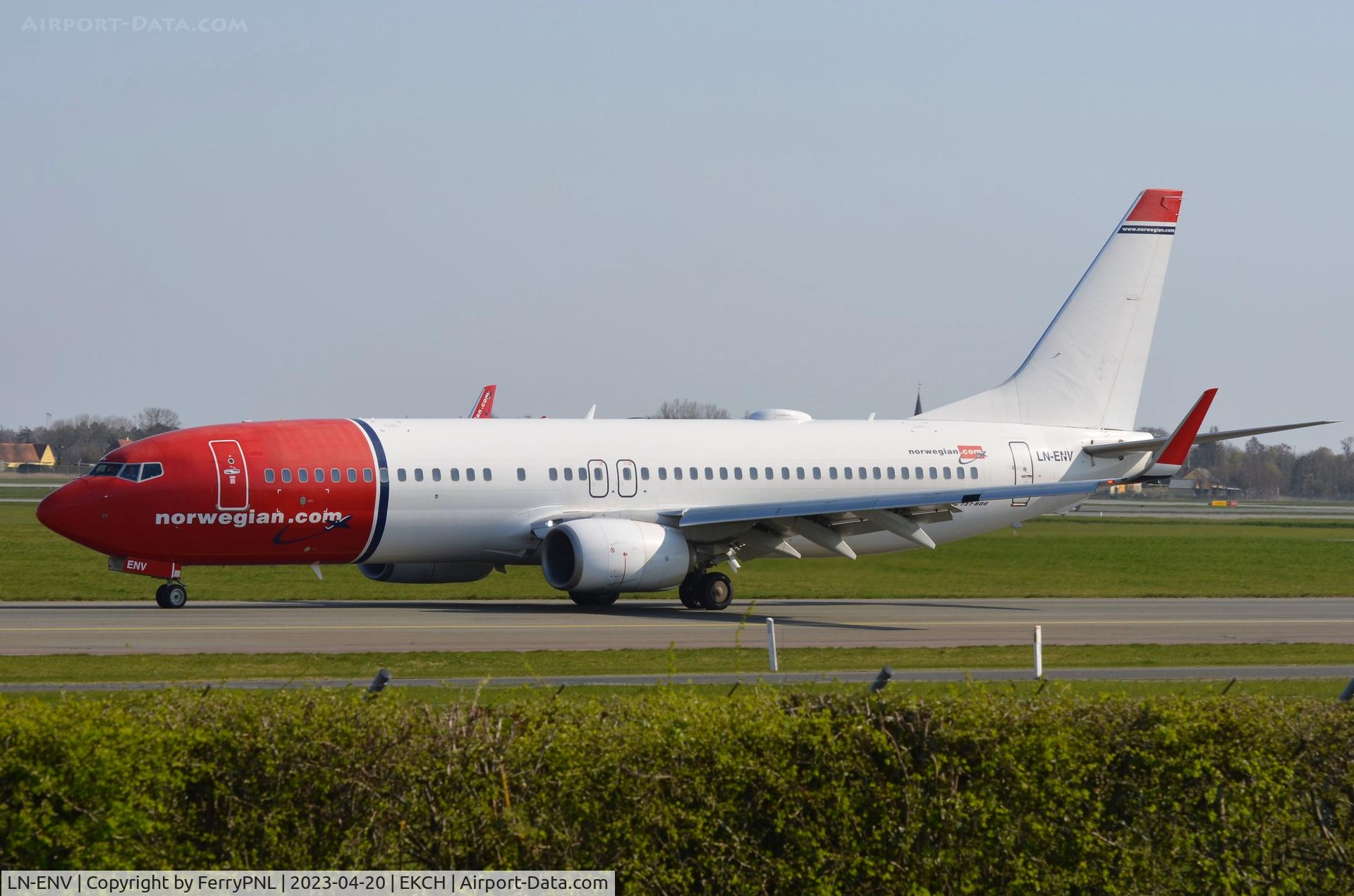 LN-ENV, 2015 Boeing 737-8JP C/N 41140, Norwegian B738 arriving in CPH