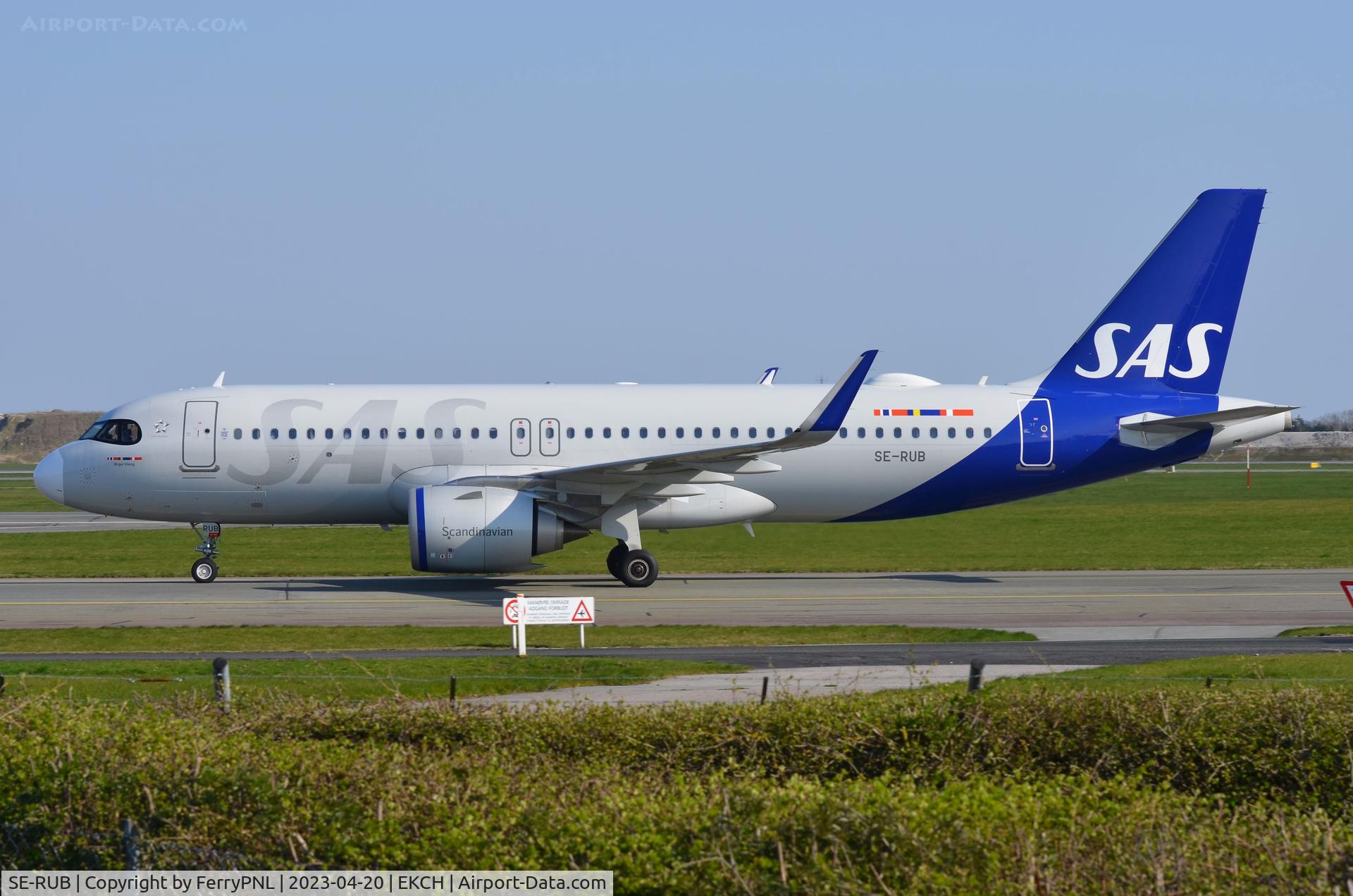 SE-RUB, 2020 Airbus A320-251N C/N 9518, SAS A320N taxying past after arrival