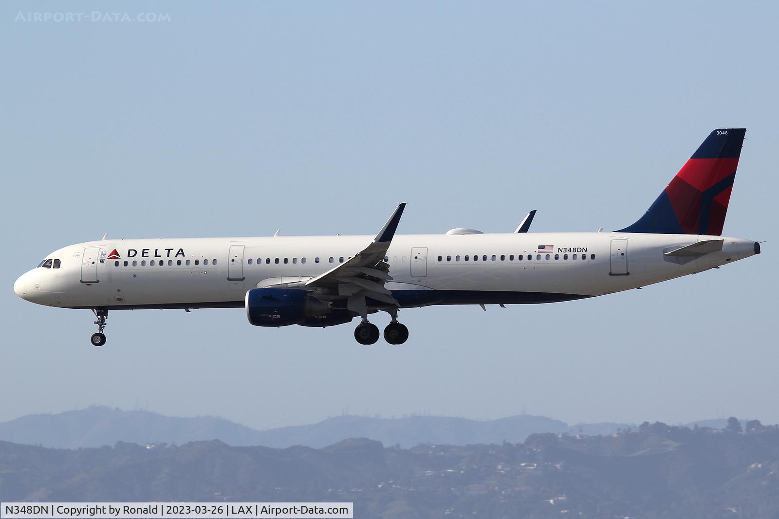 N348DN, 2018 Airbus A321-211 C/N 8258, at lax