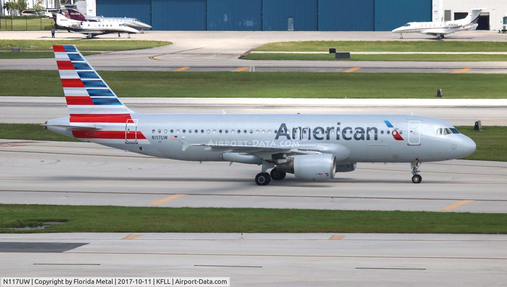 N117UW, 2000 Airbus A320-214 C/N 1224, AAL A320 zx