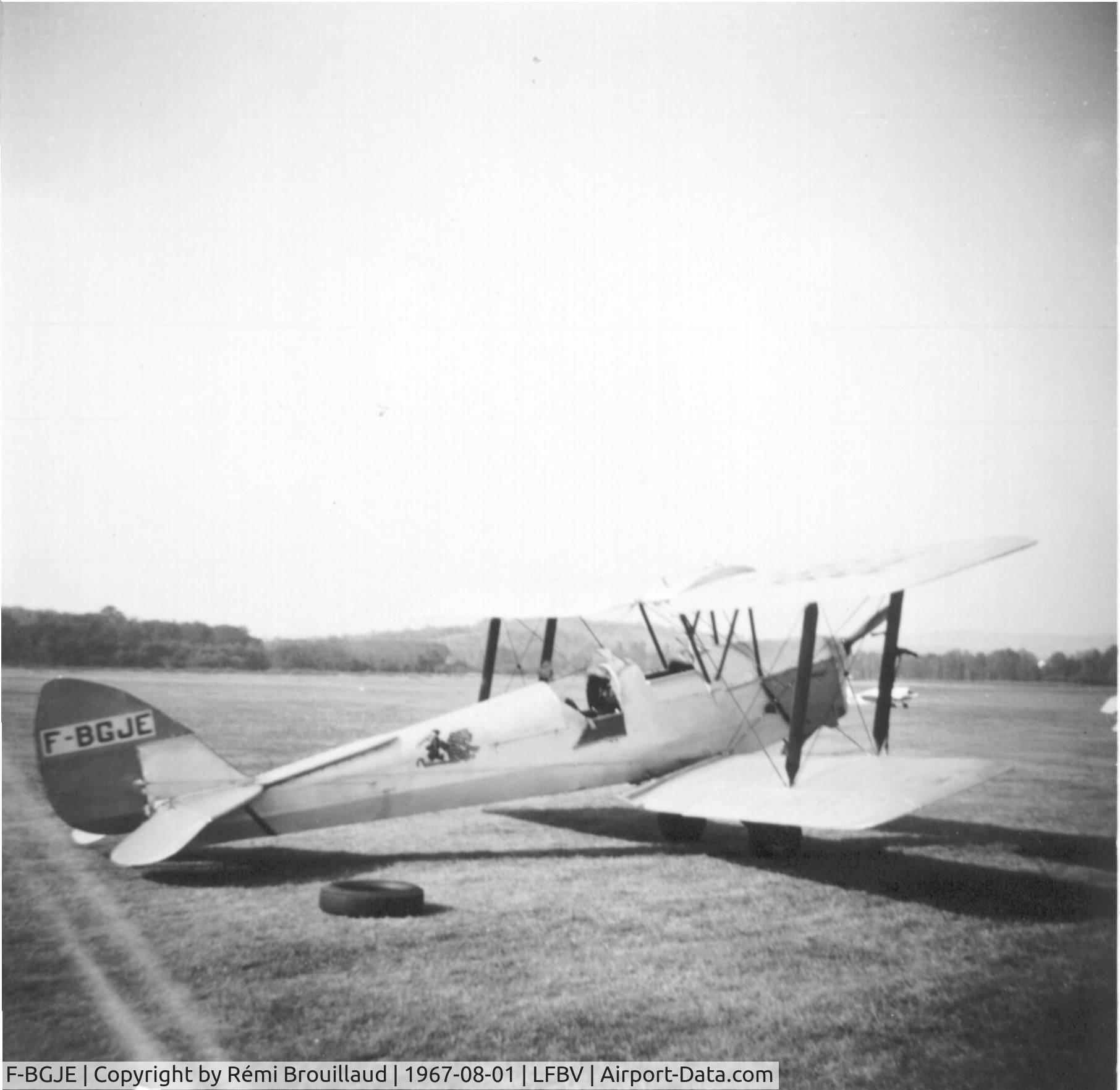 F-BGJE, 1944 De Havilland DH-82A Tiger Moth II C/N 86311, Glider tug at Brive la Roche aerodrome during summer 1967. Called 