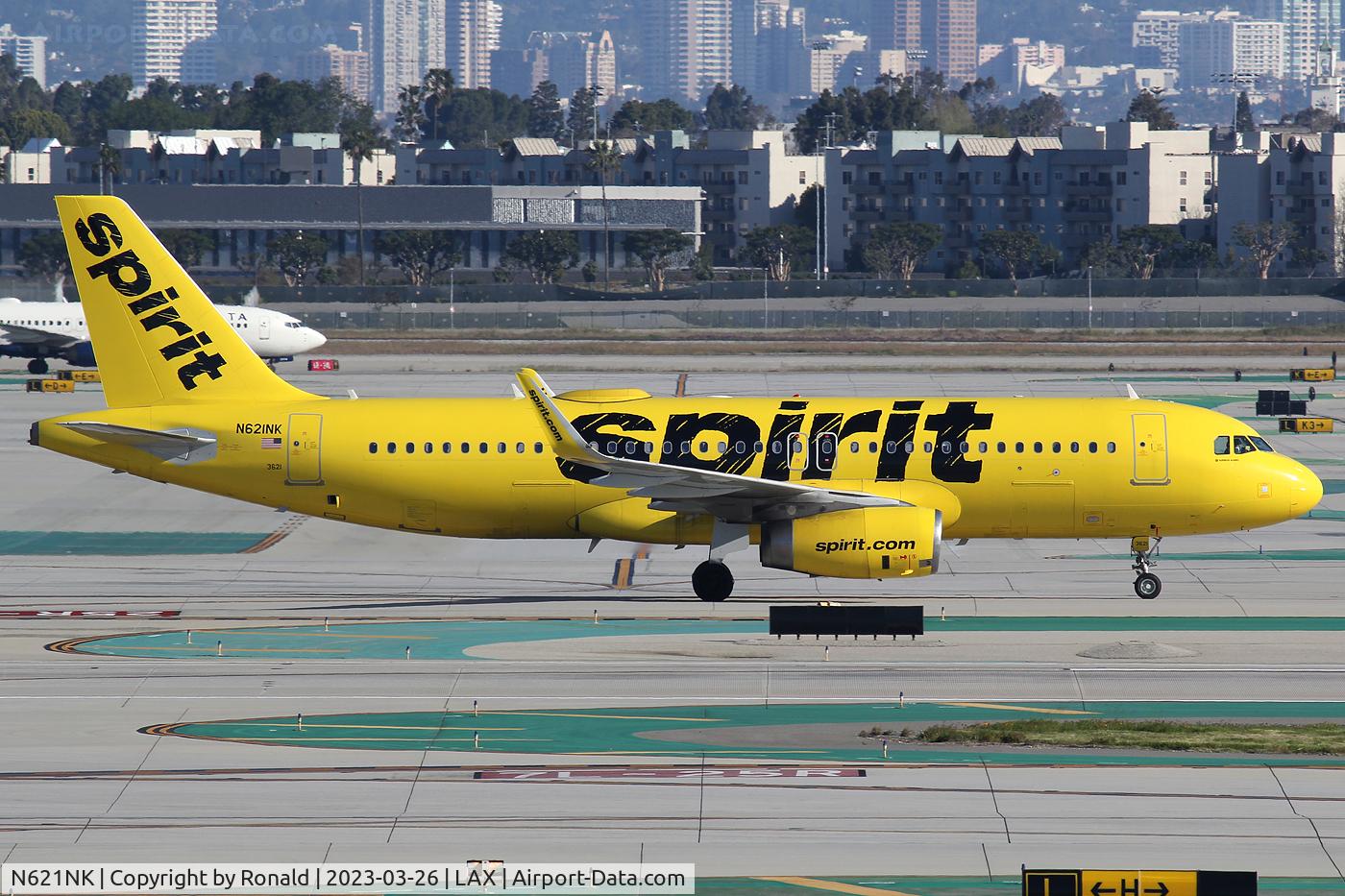 N621NK, 2013 Airbus A320-232 C/N 5672, at lax
