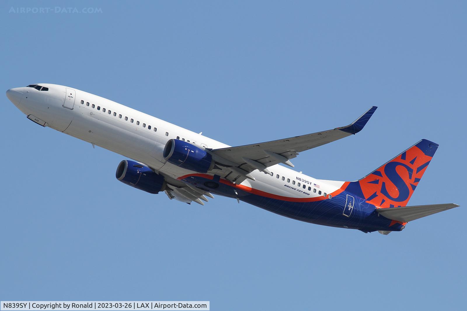 N839SY, 2017 Boeing 737-8JP C/N 42083, at lax