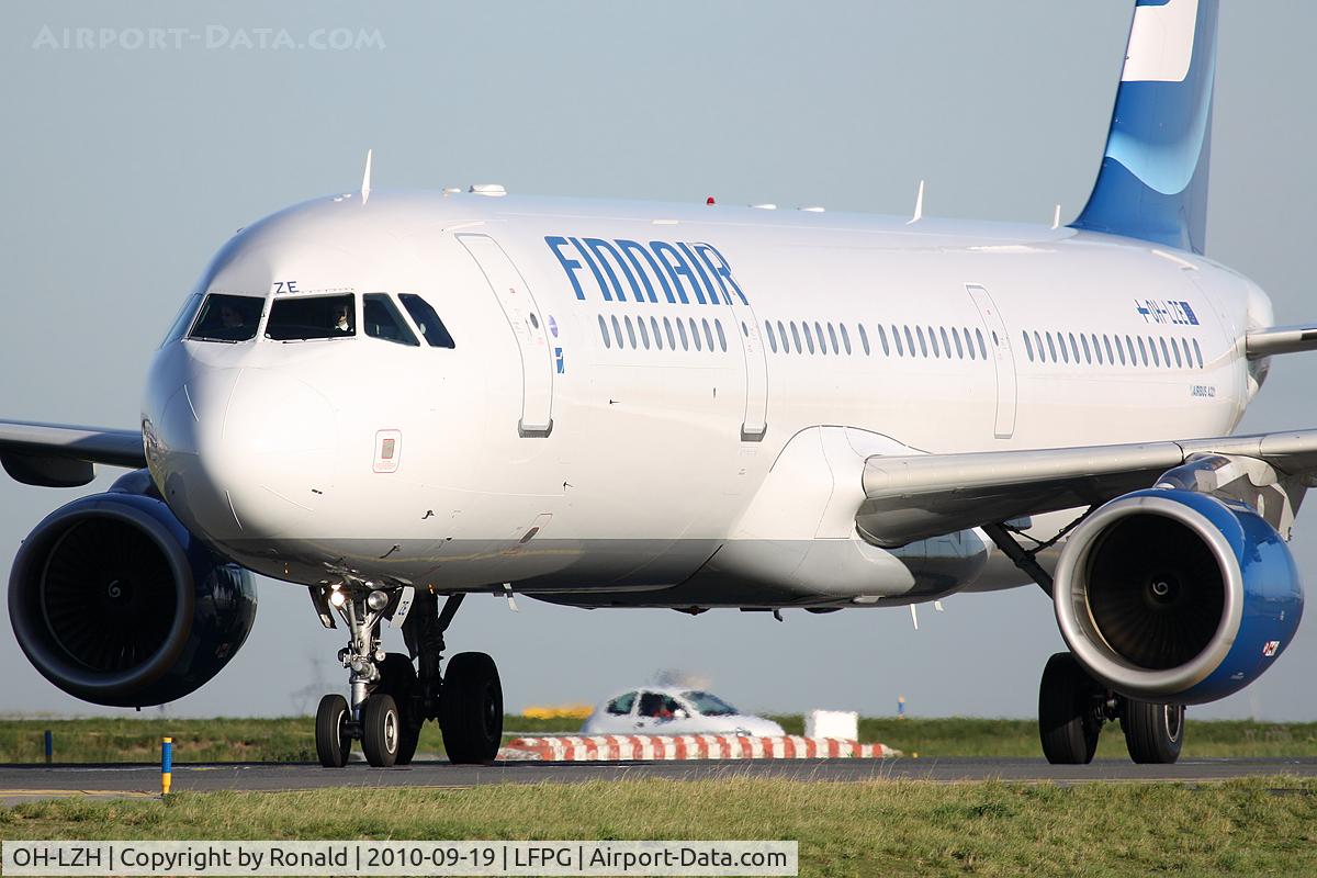 OH-LZH, 2013 Airbus A321-231 C/N 5803, at cdg
