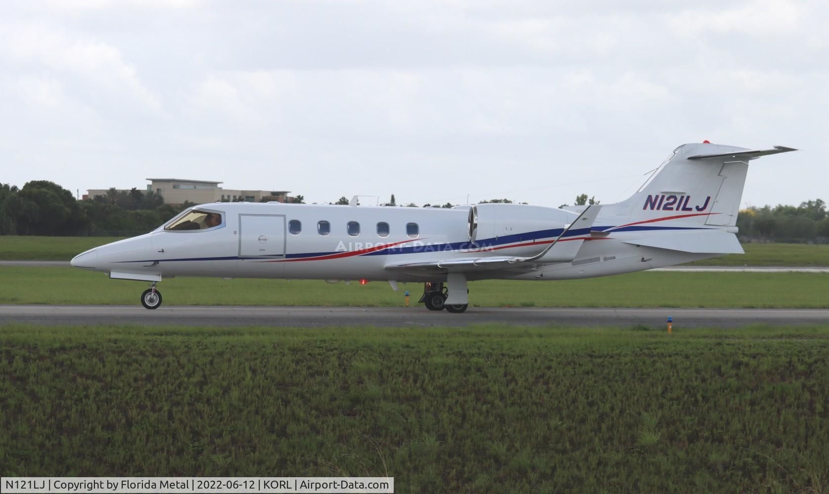 N121LJ, 1996 Learjet 31A C/N 121, Lear 31 zx