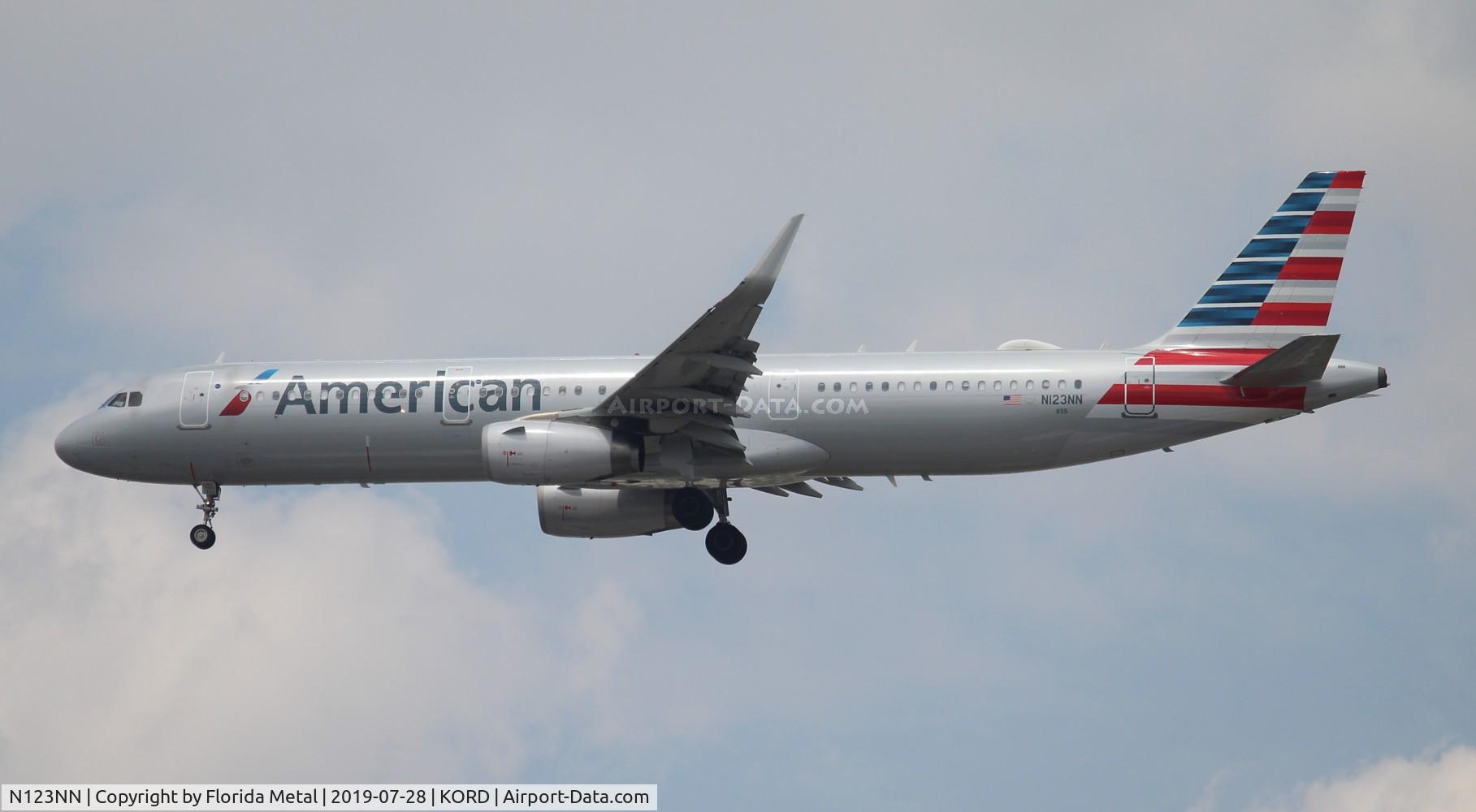 N123NN, 2014 Airbus A321-231 C/N 6256, AAL A321 zx