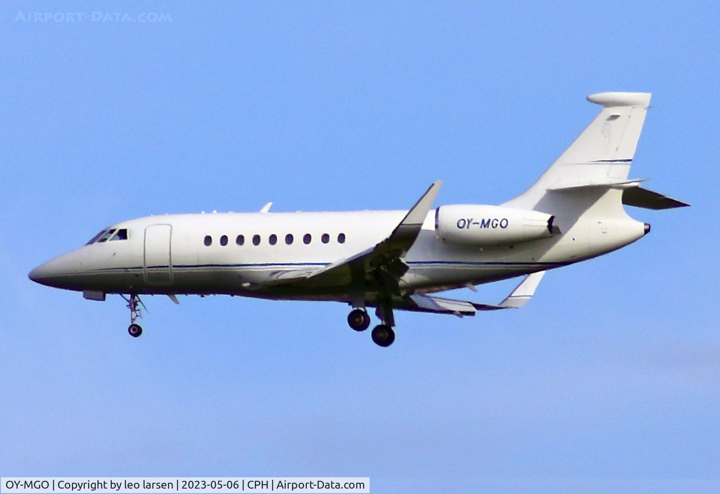 OY-MGO, 2022 Dassault Falcon 2000S C/N 394, Copenhagen 6.5.2023 app to R-04R
