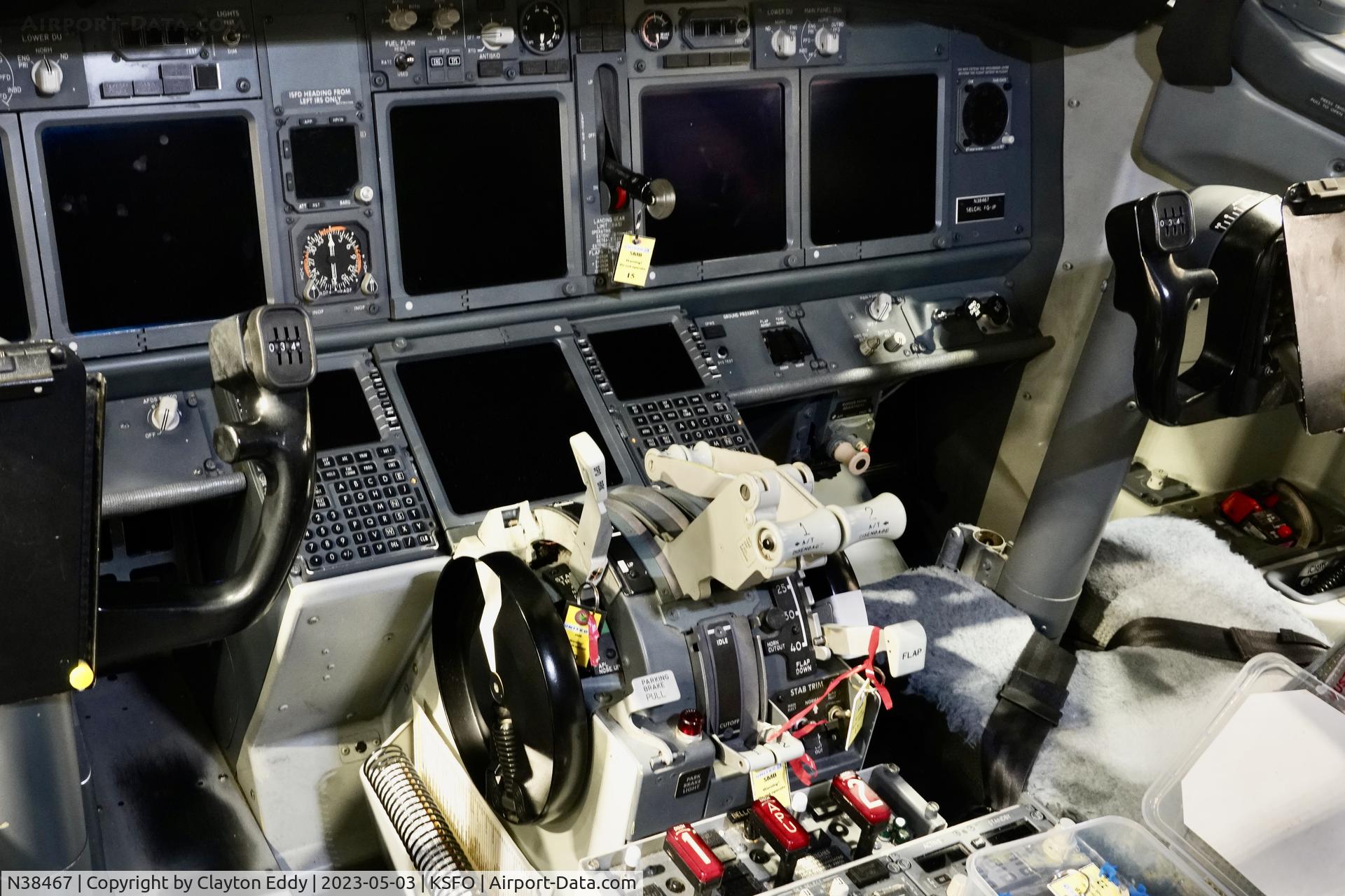 N38467, 2013 Boeing 737-924/ER C/N 33537, SFO 2023.