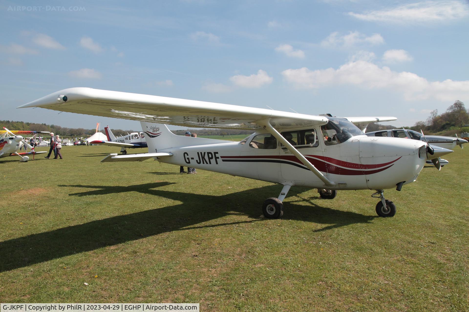 G-JKPF, 1999 Cessna 172S Skyhawk SP C/N 172S8294, G-JKPF 1999 Cessna 172S Skyhawk Popham