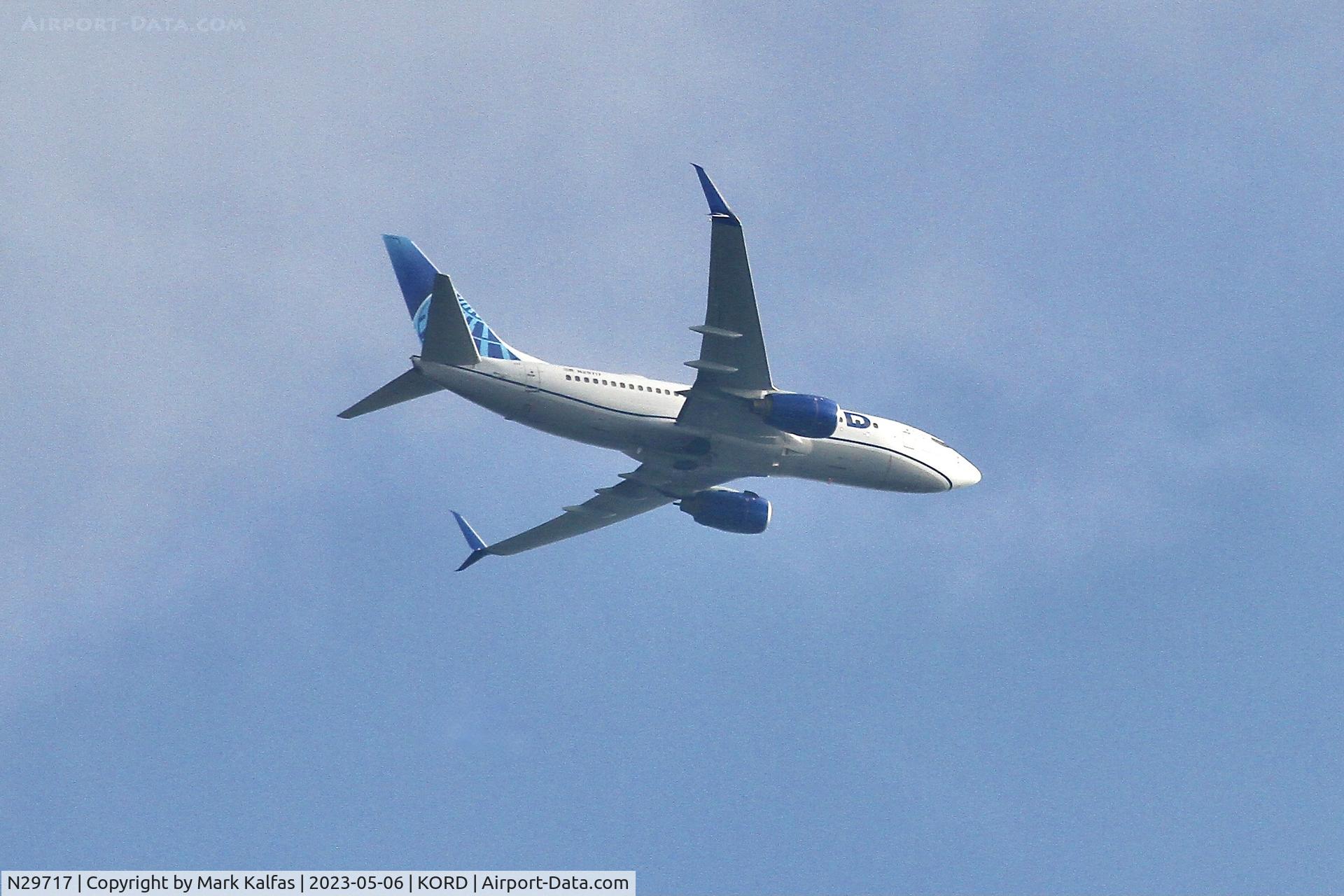 N29717, 1999 Boeing 737-724 C/N 28936, United Airlines Boeing 737-724, N29717 operating as UA #248 arriving from Charlotte Douglas International Airport, on approach to ORD.