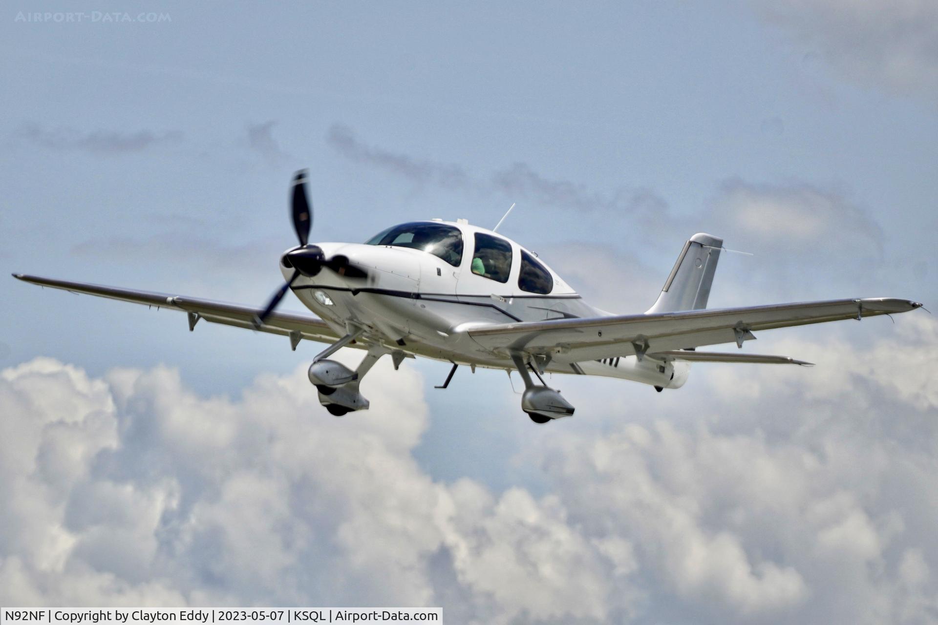 N92NF, 2016 Cirrus SR22T Carbon C/N 1425, San Carlos Airport in California 2023.