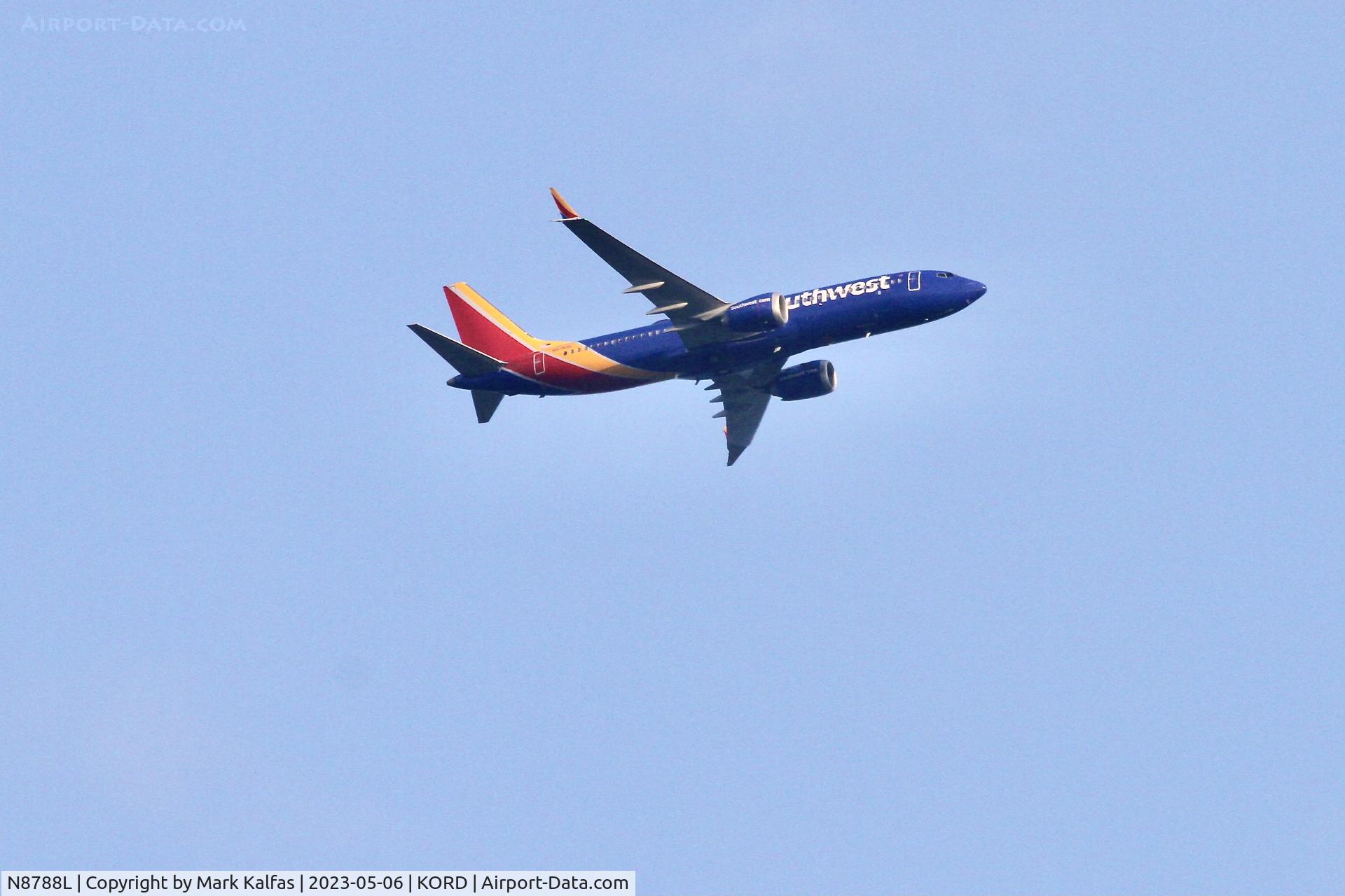 N8788L, 2022 Boeing 737-8 MAX C/N 67777, Southwest Boeing 737-8MAX, N8788L, operating as WN1192 from BNA to ORD, on approach to ORD