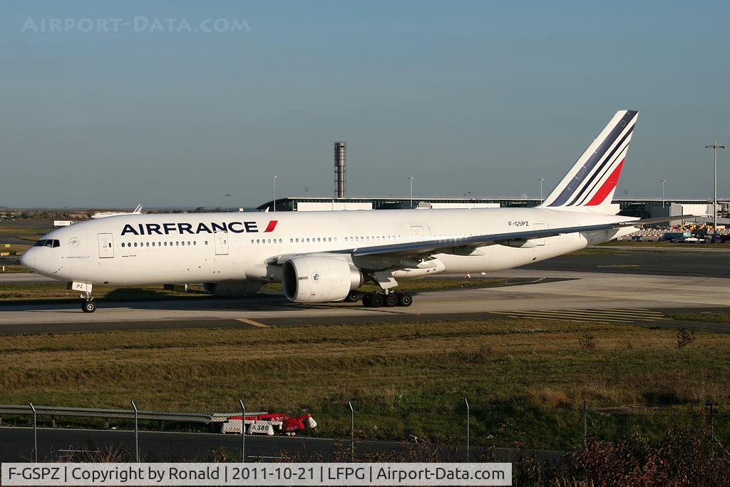 F-GSPZ, 2002 Boeing 777-228/ER C/N 32310, at cdg