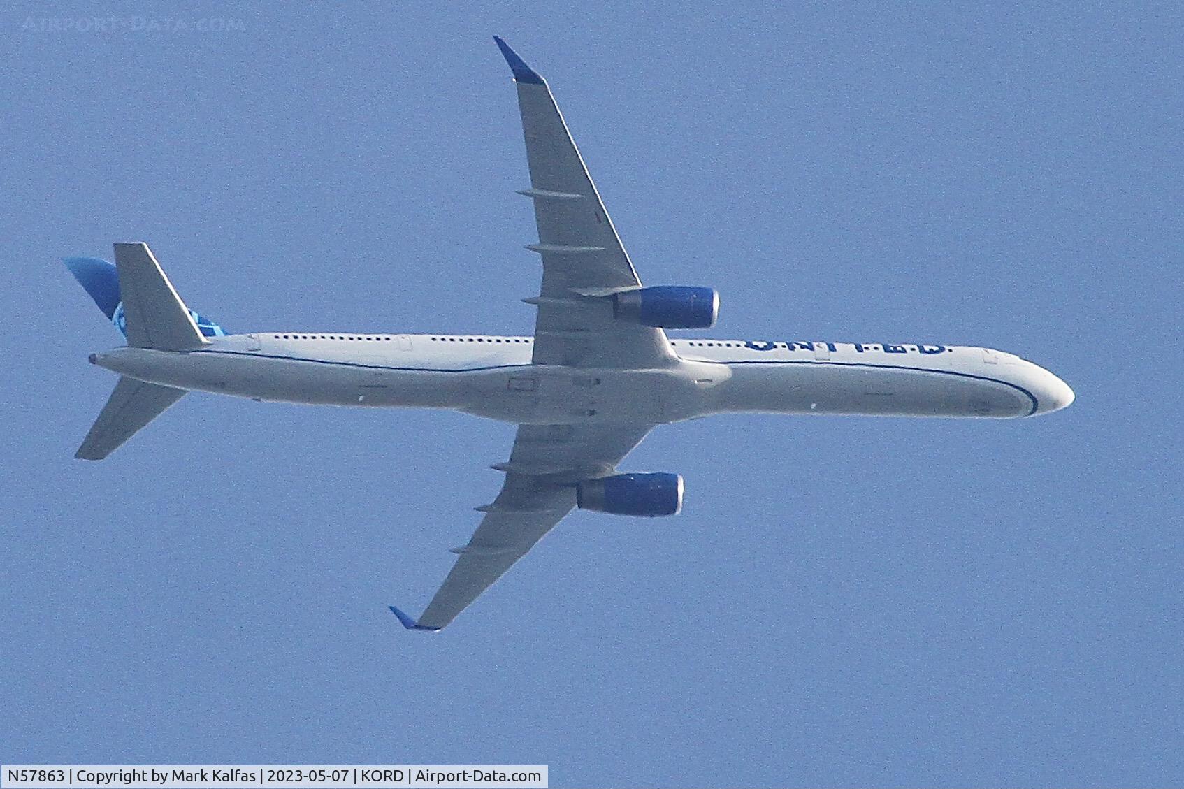 N57863, 2001 Boeing 757-33N C/N 32587, United Airlines B753 N57863 operating as UA1828 from MCO-ORD, on approach to O'hare.