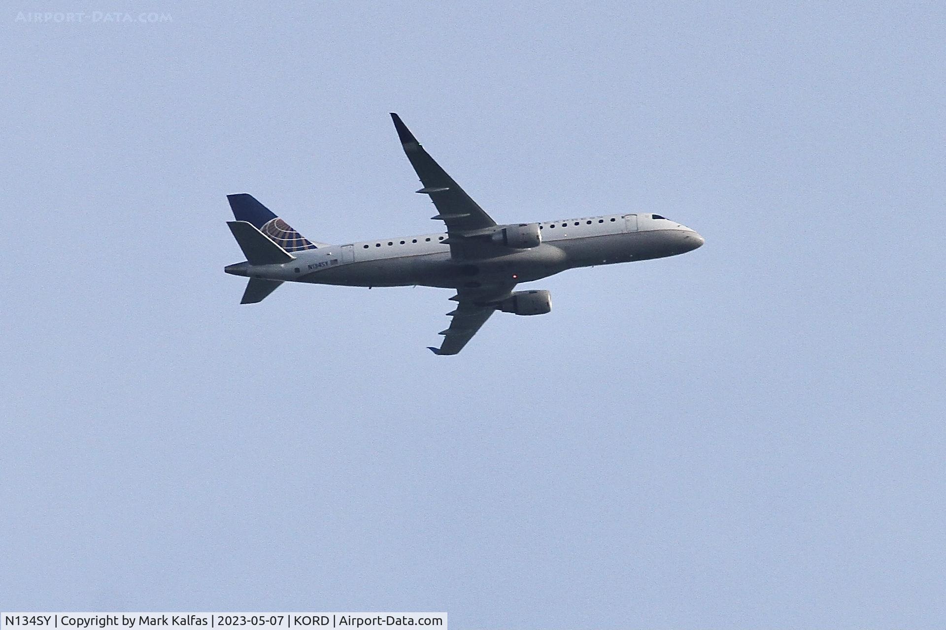 N134SY, 2015 Embraer 175LR (ERJ-170-200LR) C/N 17000458, SkyWest?United Express,  E170 N134SY operating as SKW4766 from CHS to ORD