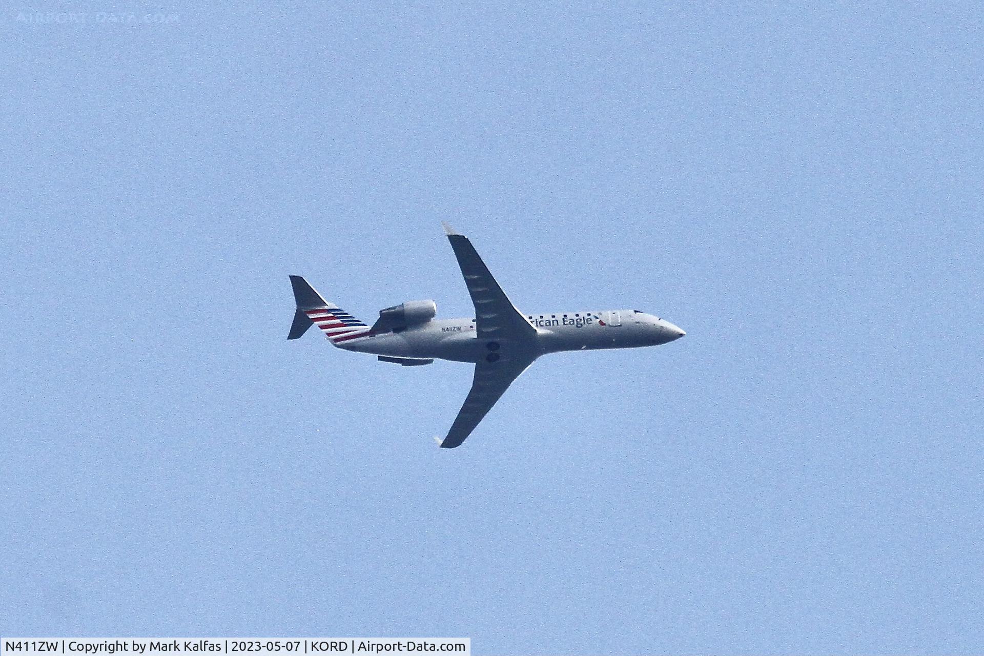 N411ZW, 2001 Bombardier CRJ-200LR (CL-600-2B19) C/N 7569, Air Wisconsin/American Eagle CRJ2 N411ZW AWI6191 RIC-ORD