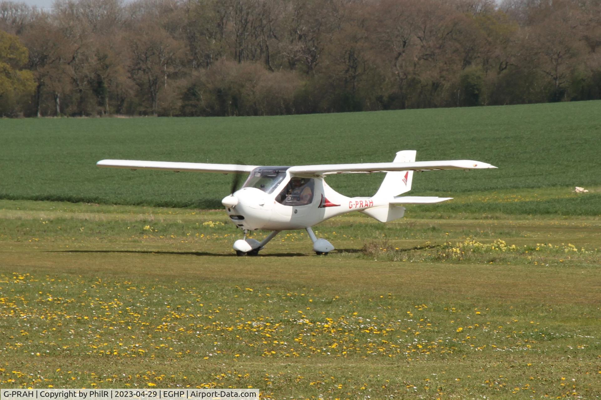 G-PRAH, 2001 Flight Design CT2K C/N 01-06-01-12, G-PRAH 2001 Pegasus Aviation Flight Design CT2K Popham