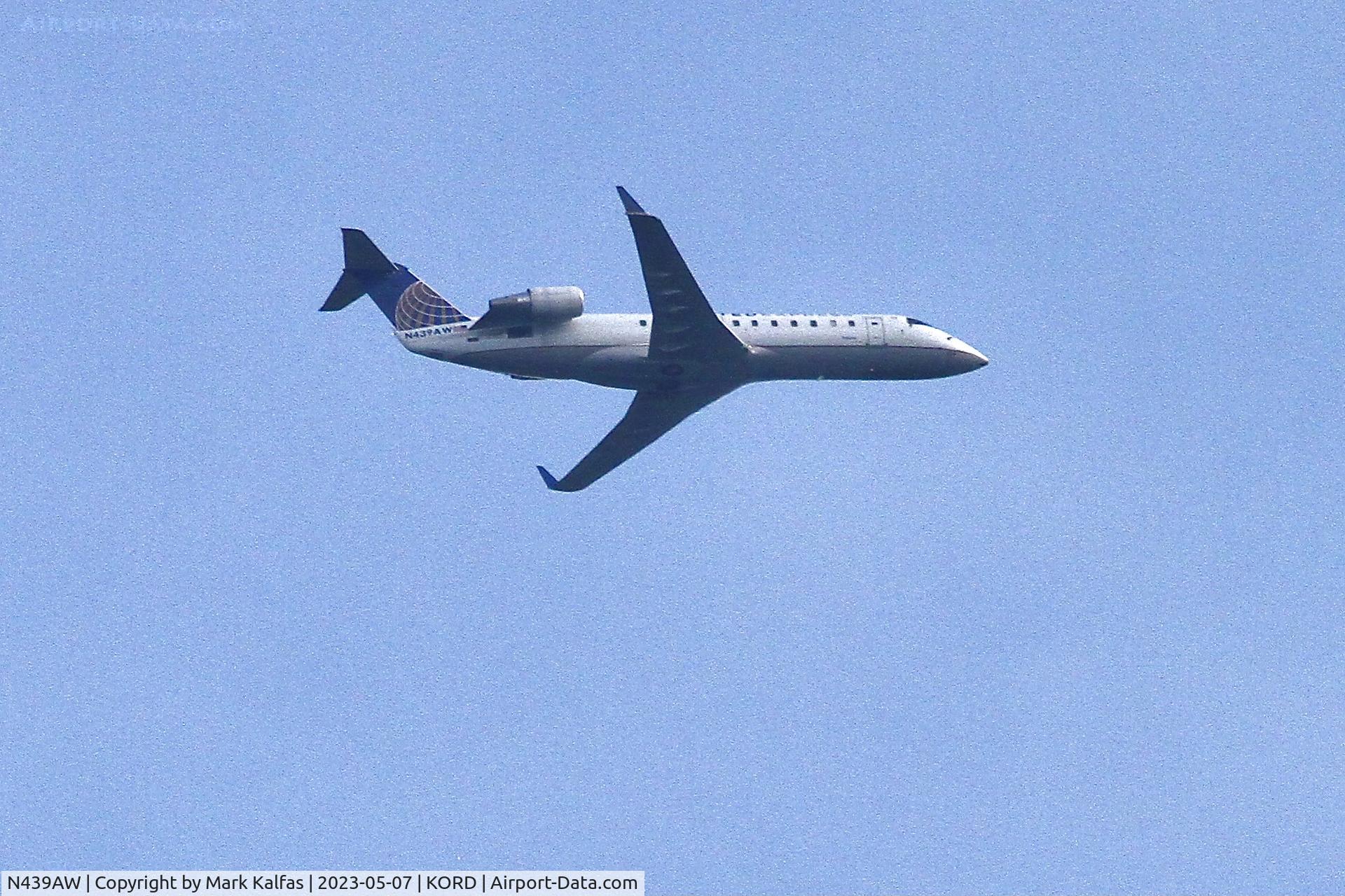 N439AW, 2003 Bombardier CRJ-200LR (CL-600-2B19) C/N 7753, Air Wisconsin/United Express CRJ2 N439AW AWI3784 GSO-ORD