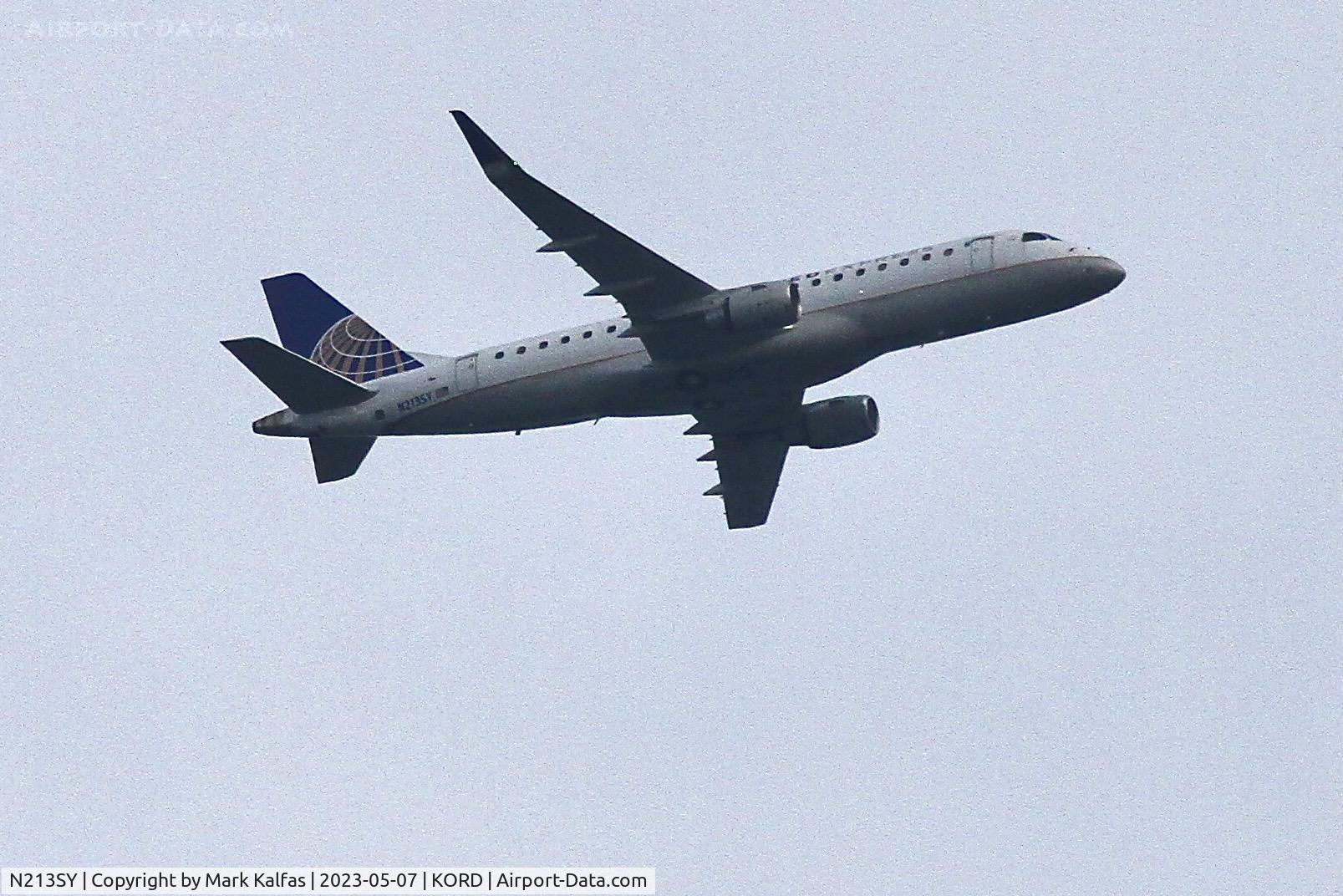 N213SY, 2017 Embraer 175LR (ERJ-170-200LR) C/N 17000666, SkyWest/United Express E170 N213SY SKW4670 AVL-ORD