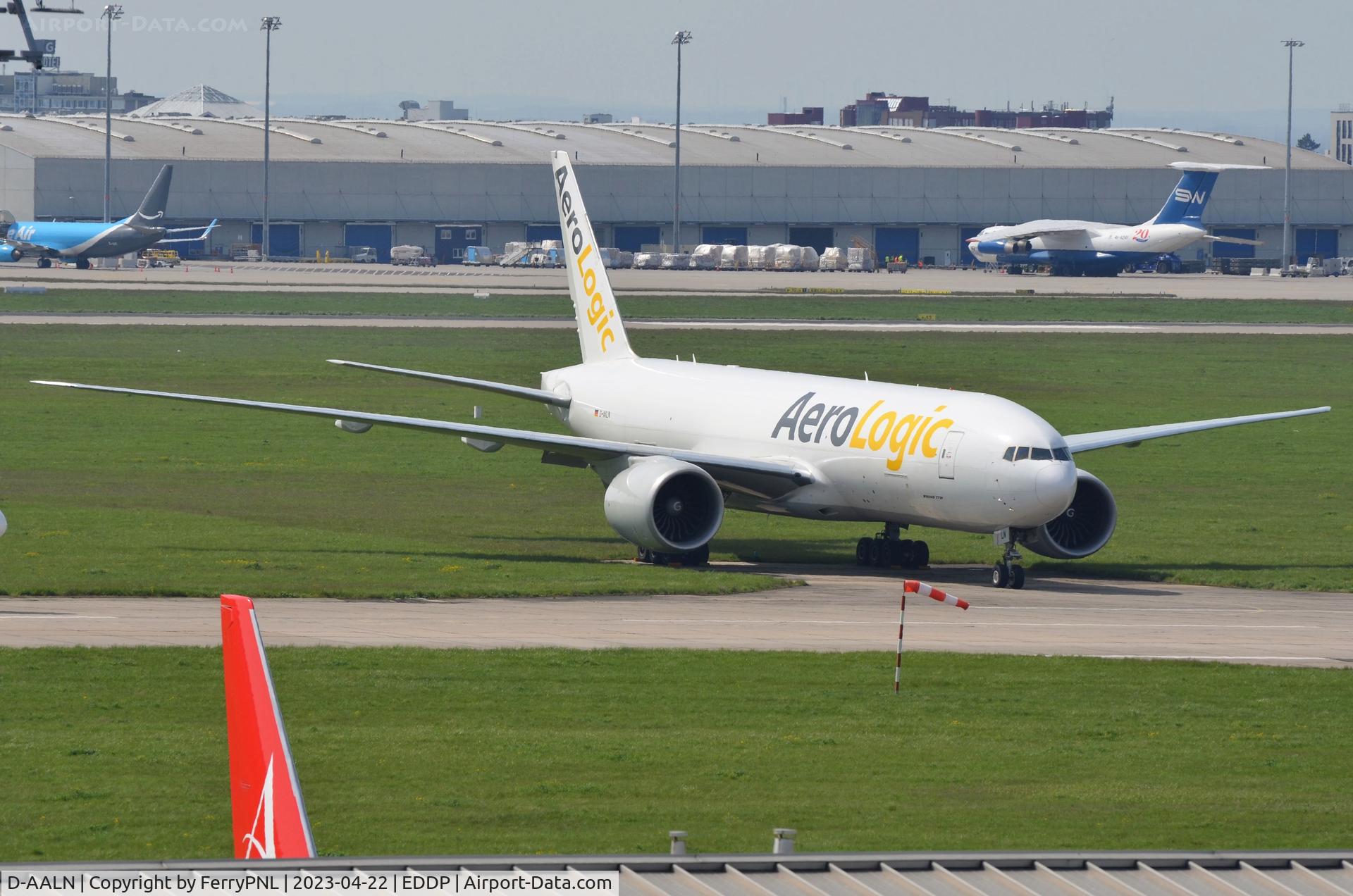 D-AALN, 2019 Boeing 777-F C/N 66632, AeroLogic B772F parked