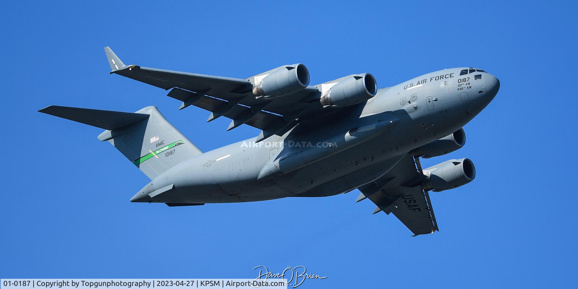 01-0187, 2001 Boeing C-17A Globemaster III C/N P-87, REACH572