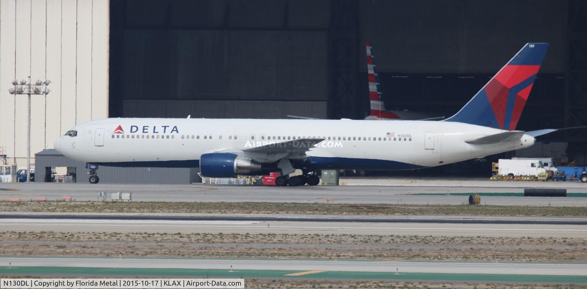 N130DL, 1988 Boeing 767-332 C/N 24080, DAL 763 zx