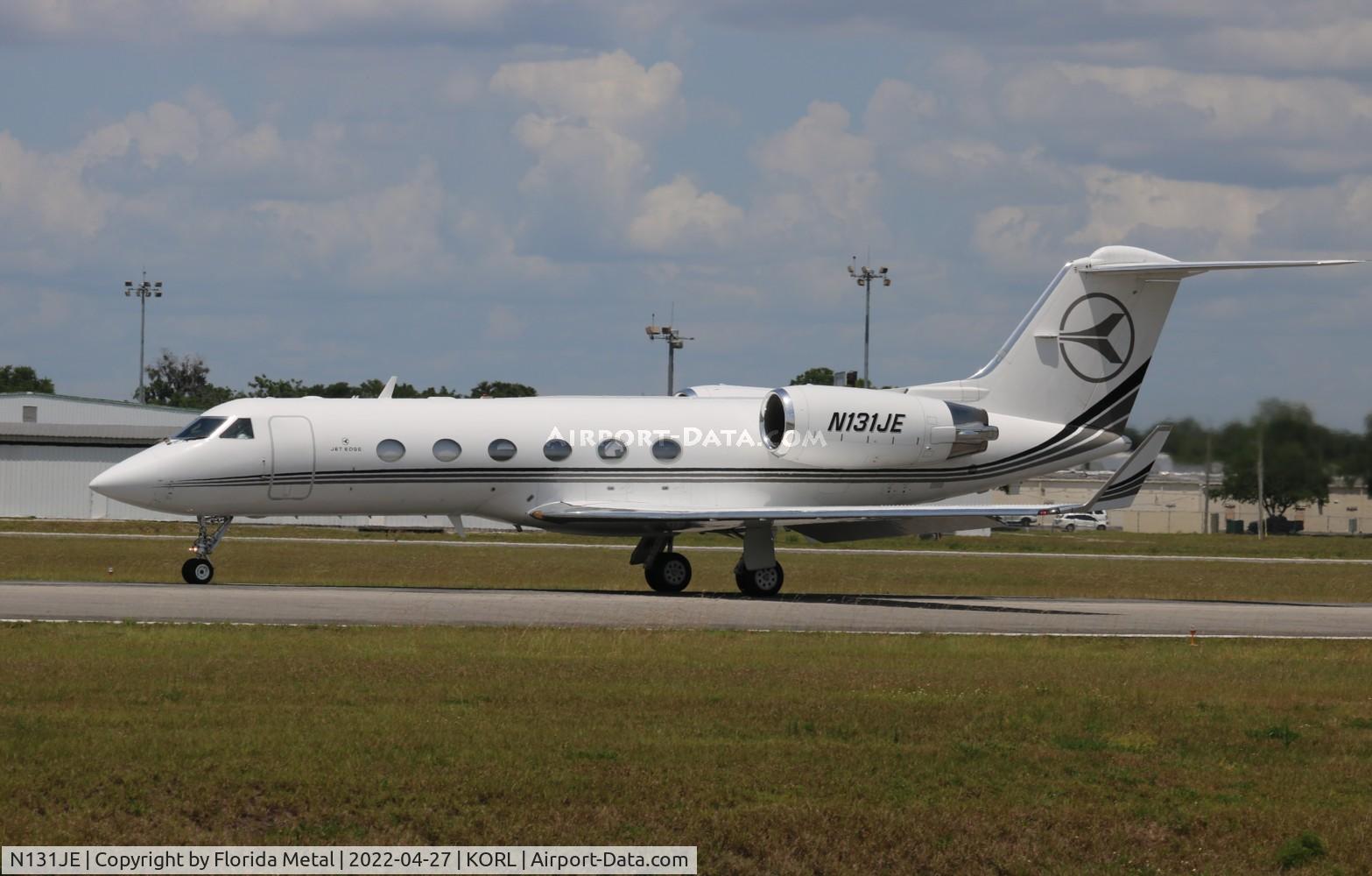 N131JE, 2000 Gulfstream Aerospace G-IV C/N 1408, G-IV zx