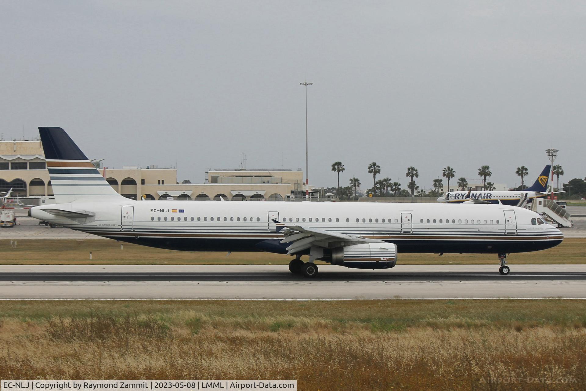 EC-NLJ, 2008 Airbus A321-231 C/N 3636, A321 EC-NLJ Privilege Style