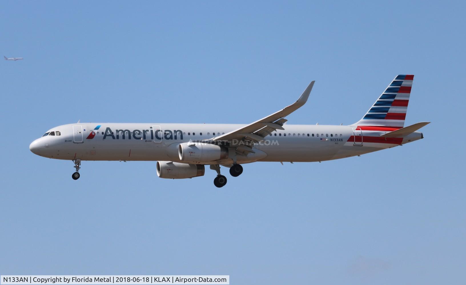 N133AN, 2015 Airbus A321-200 C/N 6482, AAL A321 zx