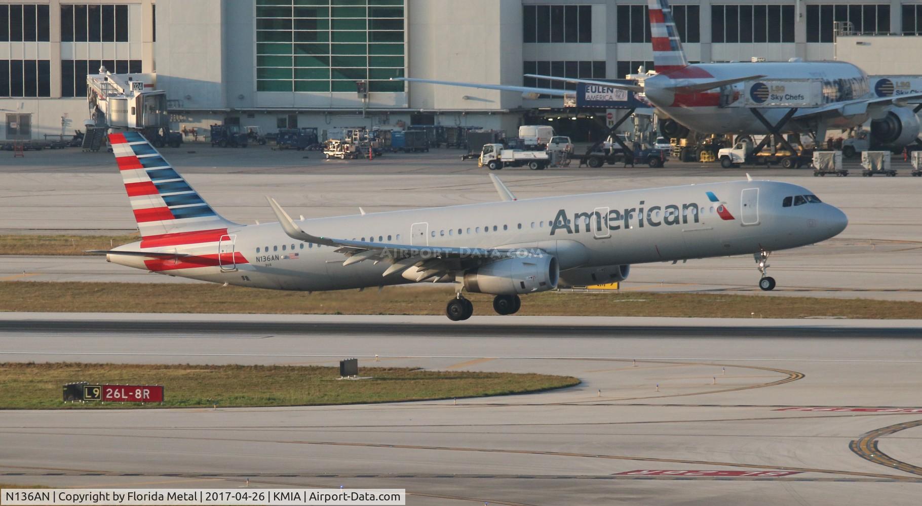 N136AN, 2015 Airbus A321-231 C/N 6532, AAL A321 zx