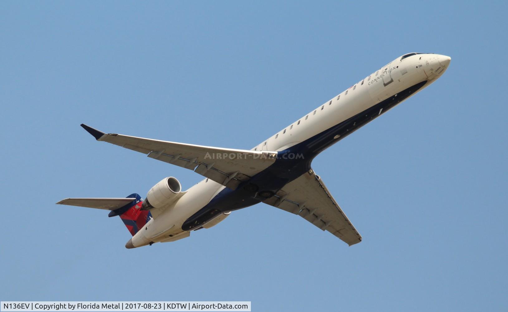 N136EV, 2009 Bombardier CRJ-900ER (CL-600-2D24) C/N 15226, EXP/DAL CRJ9 zx