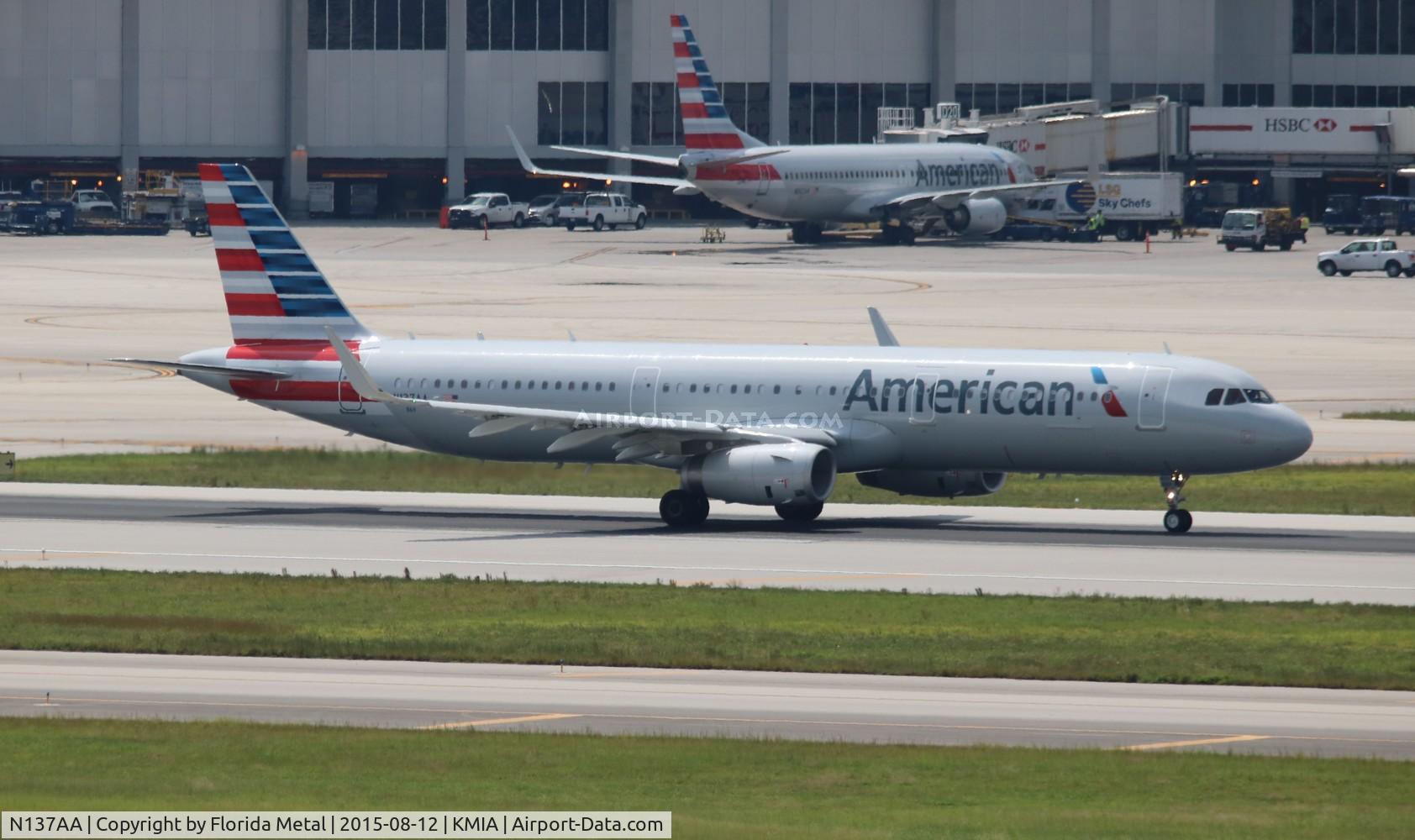 N137AA, 2015 Airbus A321-231 C/N 6647, AAL A321 zx