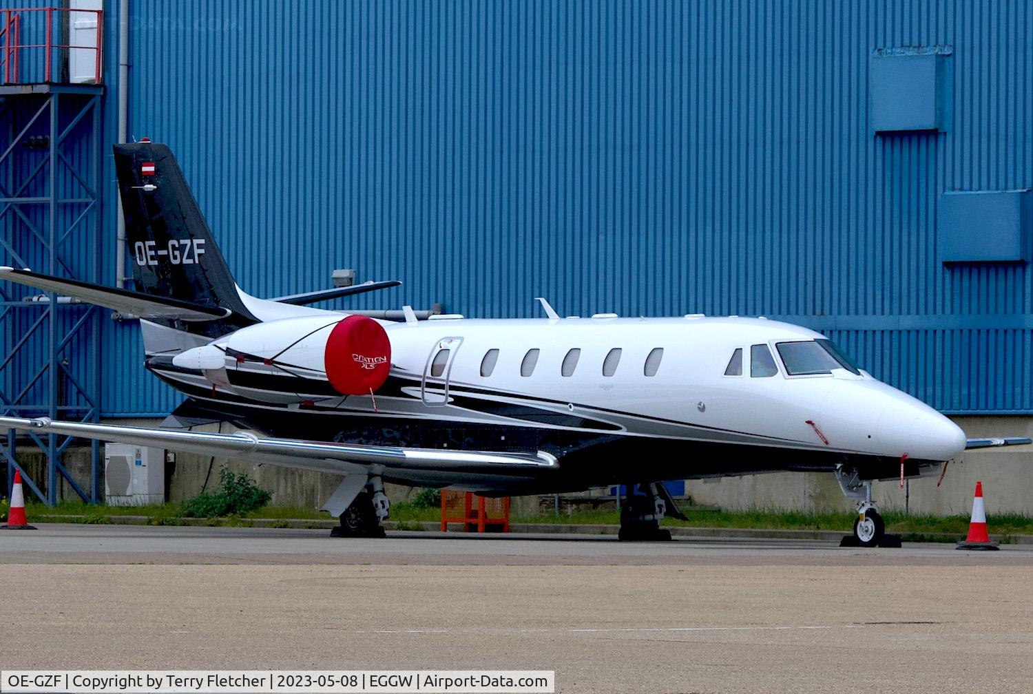 OE-GZF, Cessna 560XLS Citation Excel+ C/N 560-6291, At Luton