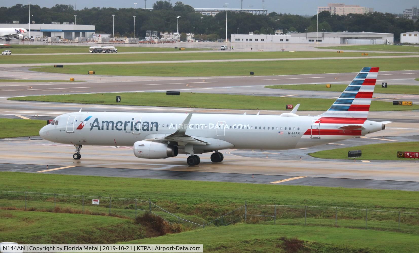 N144AN, 2015 Airbus A321-231 C/N 6723, AAL A321 zx
