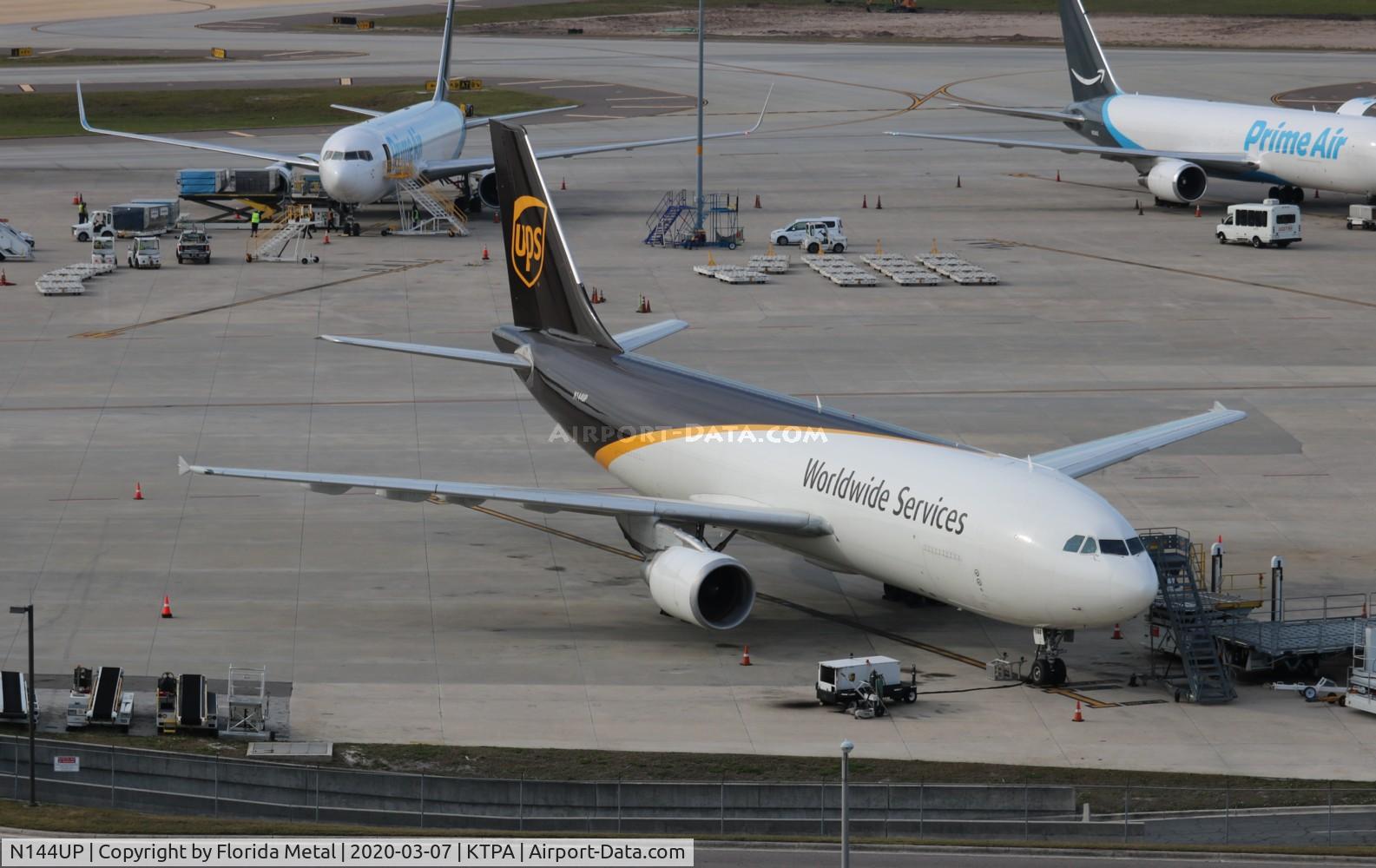 N144UP, 2002 Airbus A300F4-622R C/N 827, UPS A300 zx
