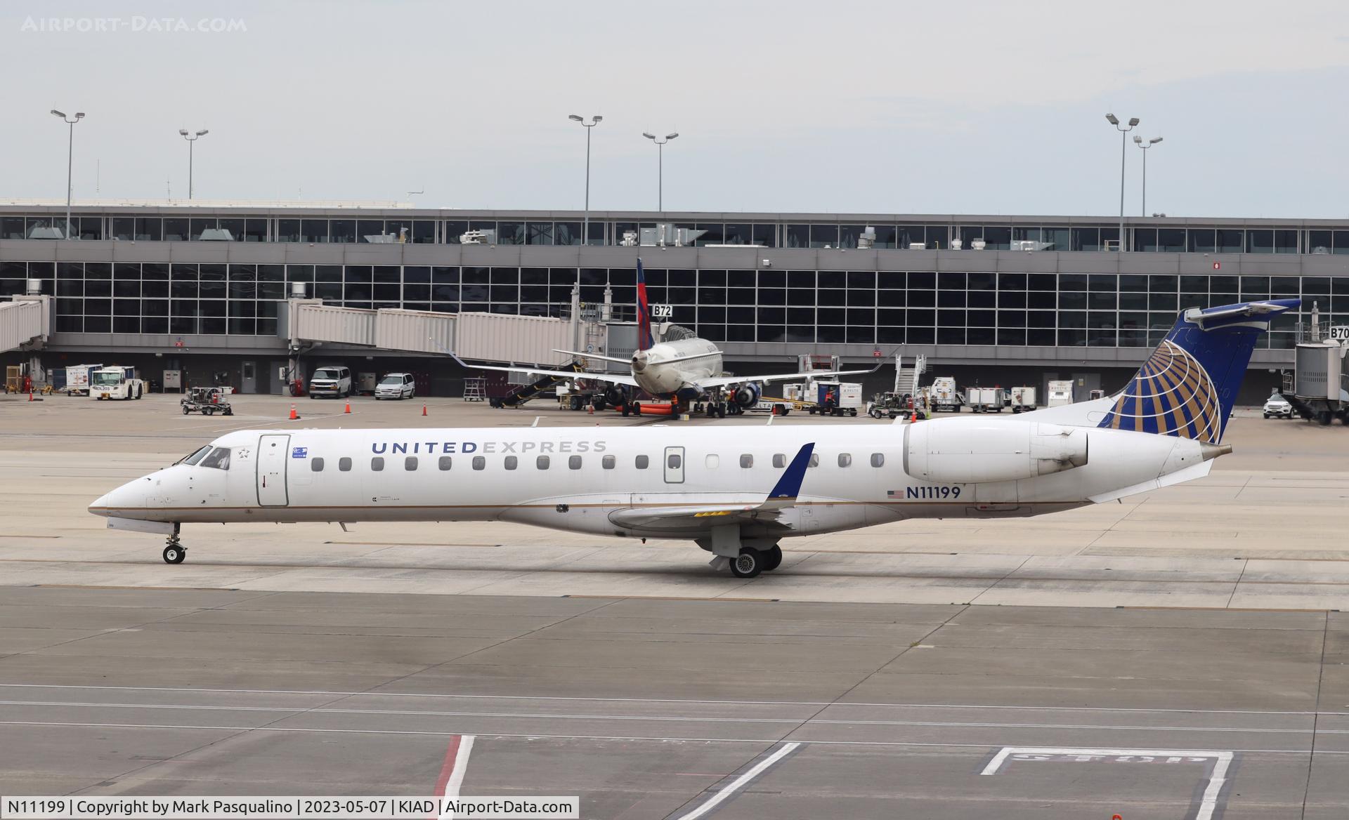 N11199, 2006 Embraer ERJ-145XR (EMB-145XR) C/N 14500953, EMB-145XR