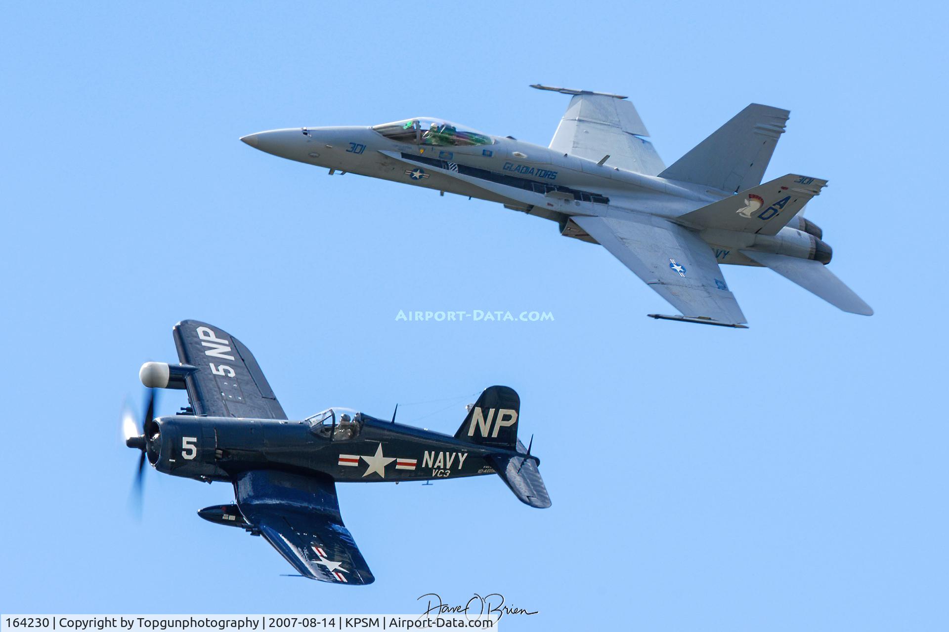 164230, 1991 McDonnell Douglas F/A-18C Hornet C/N 0993/C217, Legacy Heritage Flight