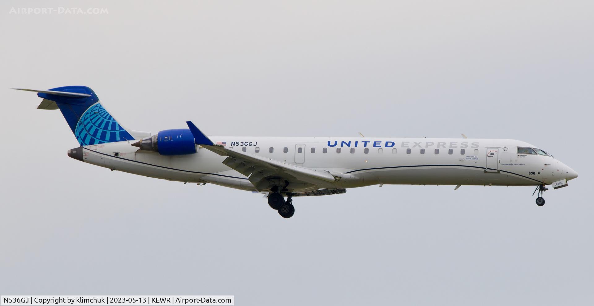 N536GJ, 2005 Bombardier CRJ-702 (CL-600-2C10) Regional Jet C/N 10224, Landing in KEWR