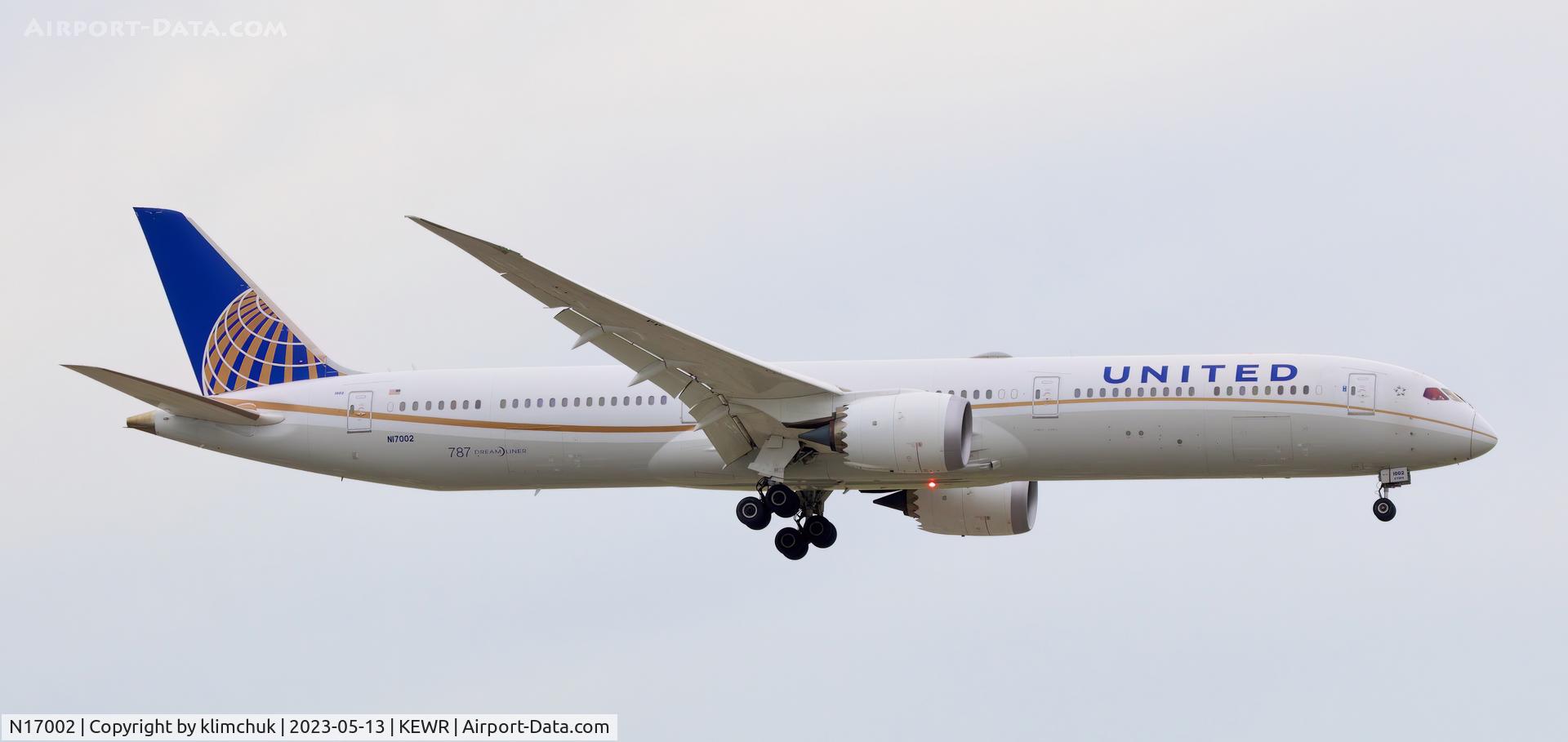 N17002, 2018 Boeing 787-10 Dreamliner C/N 40930, Landing in KEWR