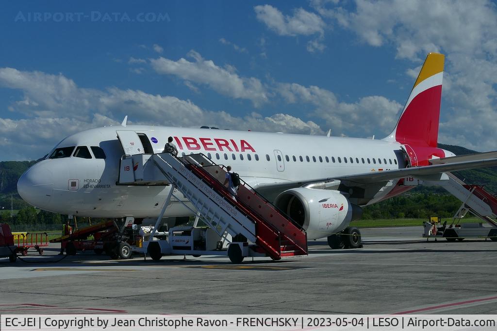 EC-JEI, 2004 Airbus A319-111 C/N 2311, Iberia to Madrid Barajas