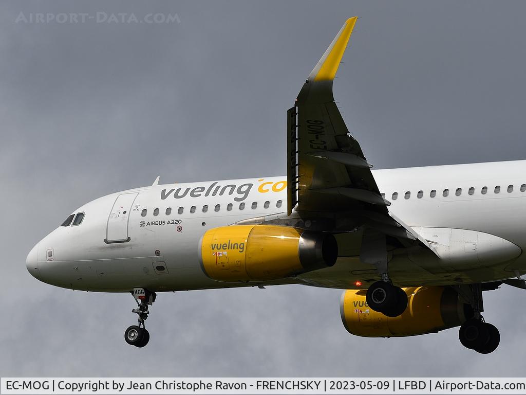 EC-MOG, 2016 Airbus A320-232 C/N 7402, Barcelona (BCN)	Bordeaux (BOD)	VY2912