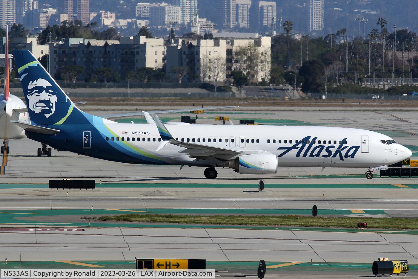 N533AS, 2010 Boeing 737-890 C/N 35201, at lax
