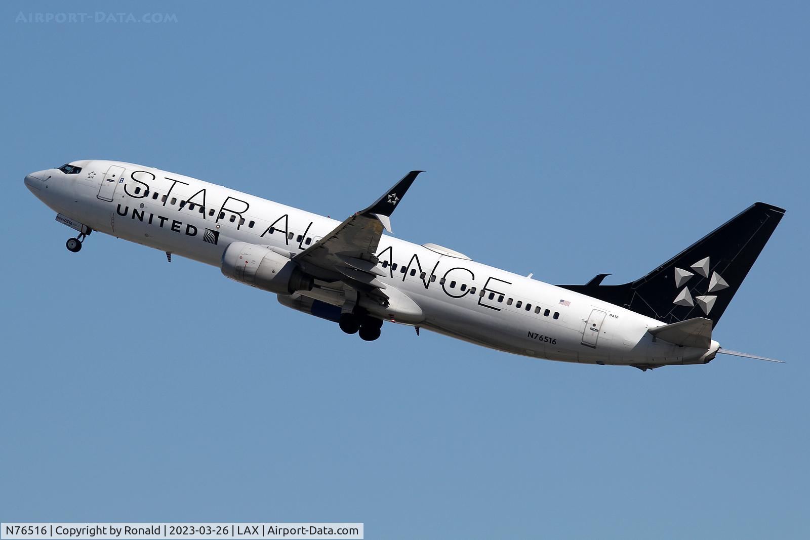 N76516, 2008 Boeing 737-824 C/N 37096, at lax