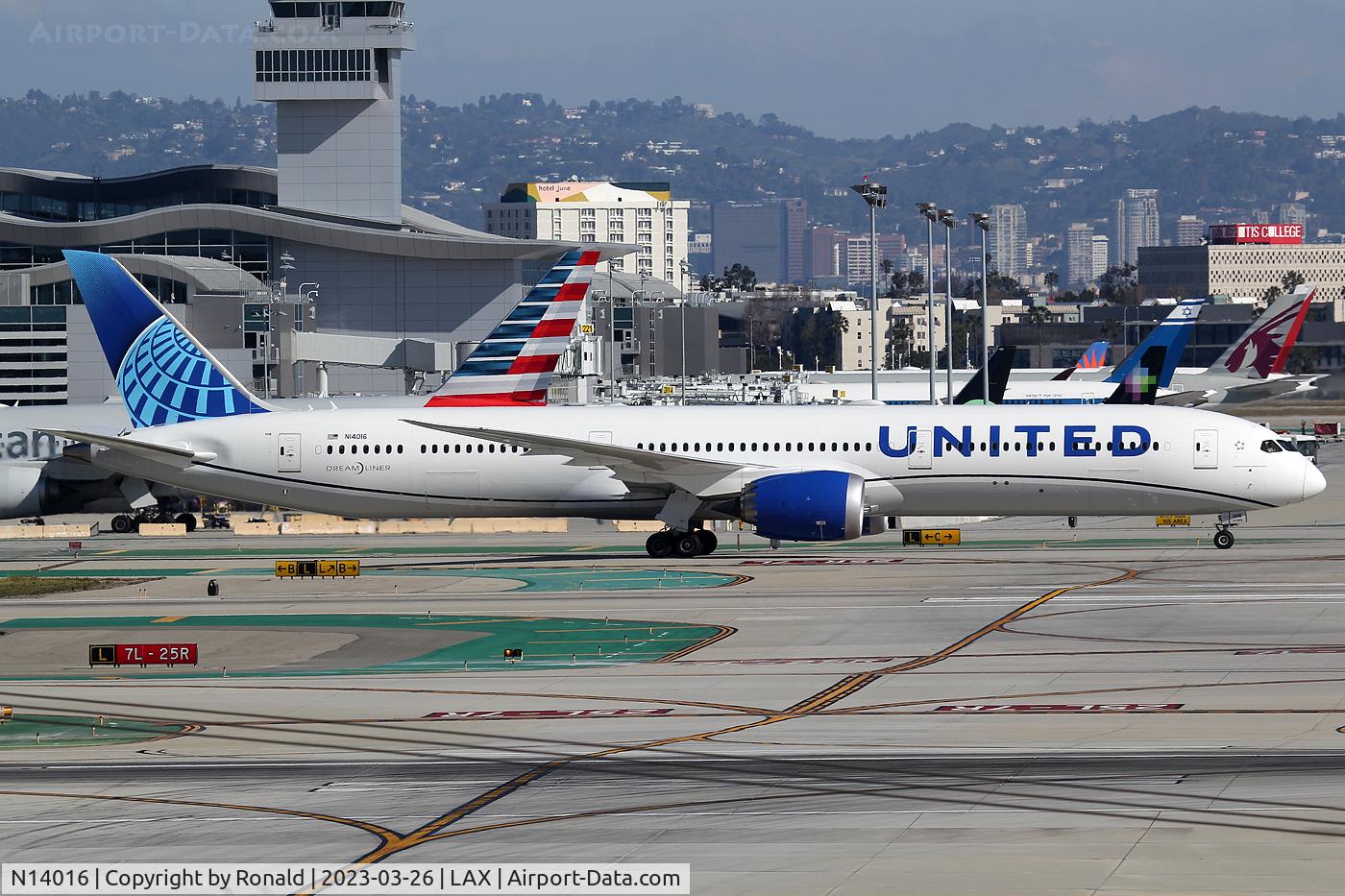 N14016, 2022 Boeing 787-10 Dreamliner Dreamliner C/N 66985, at lax